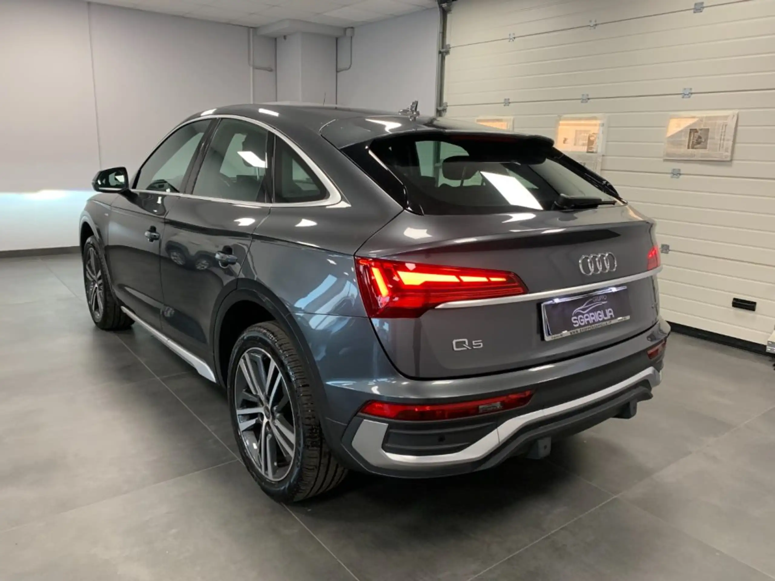 Audi - Q5