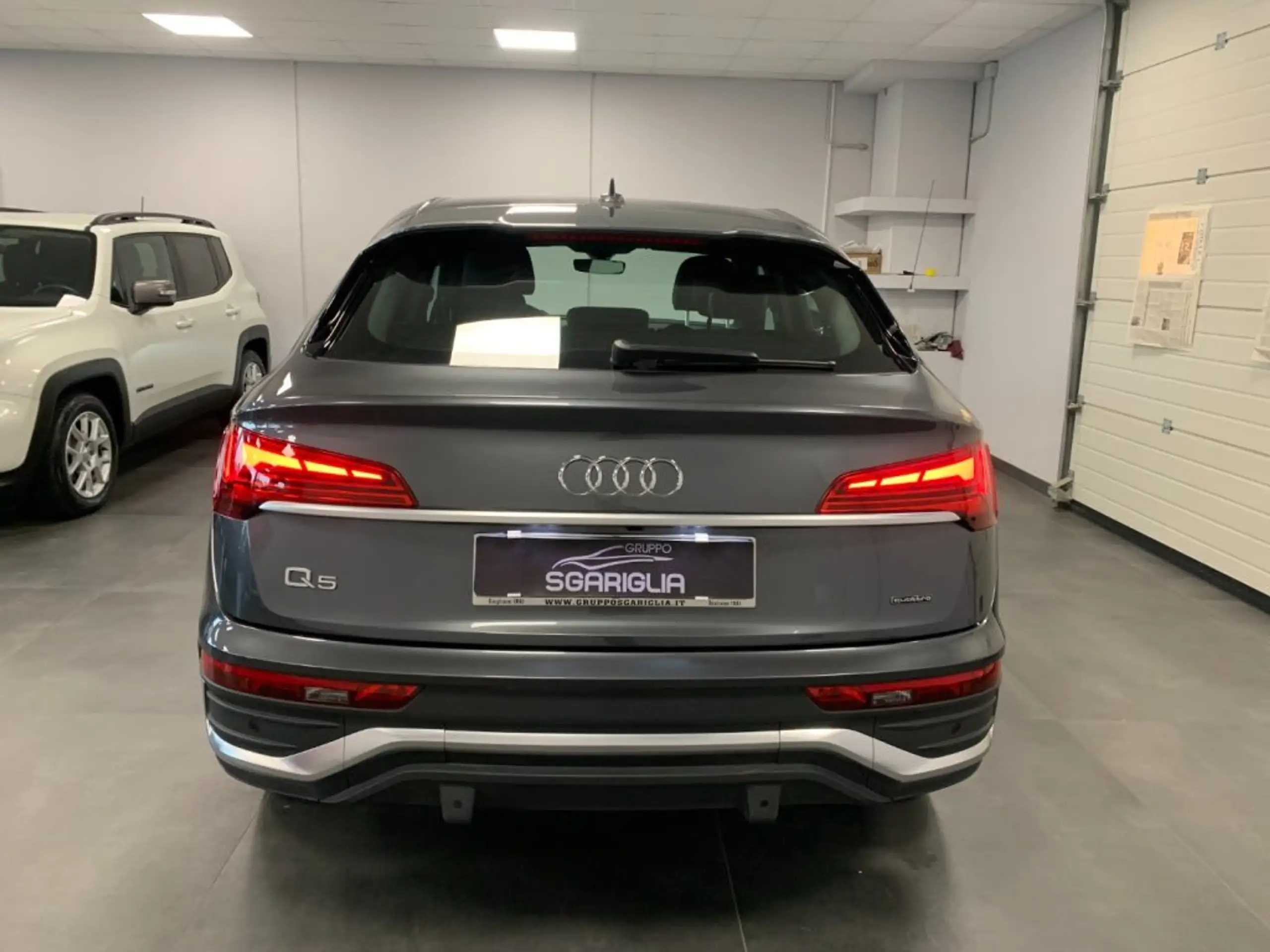 Audi - Q5