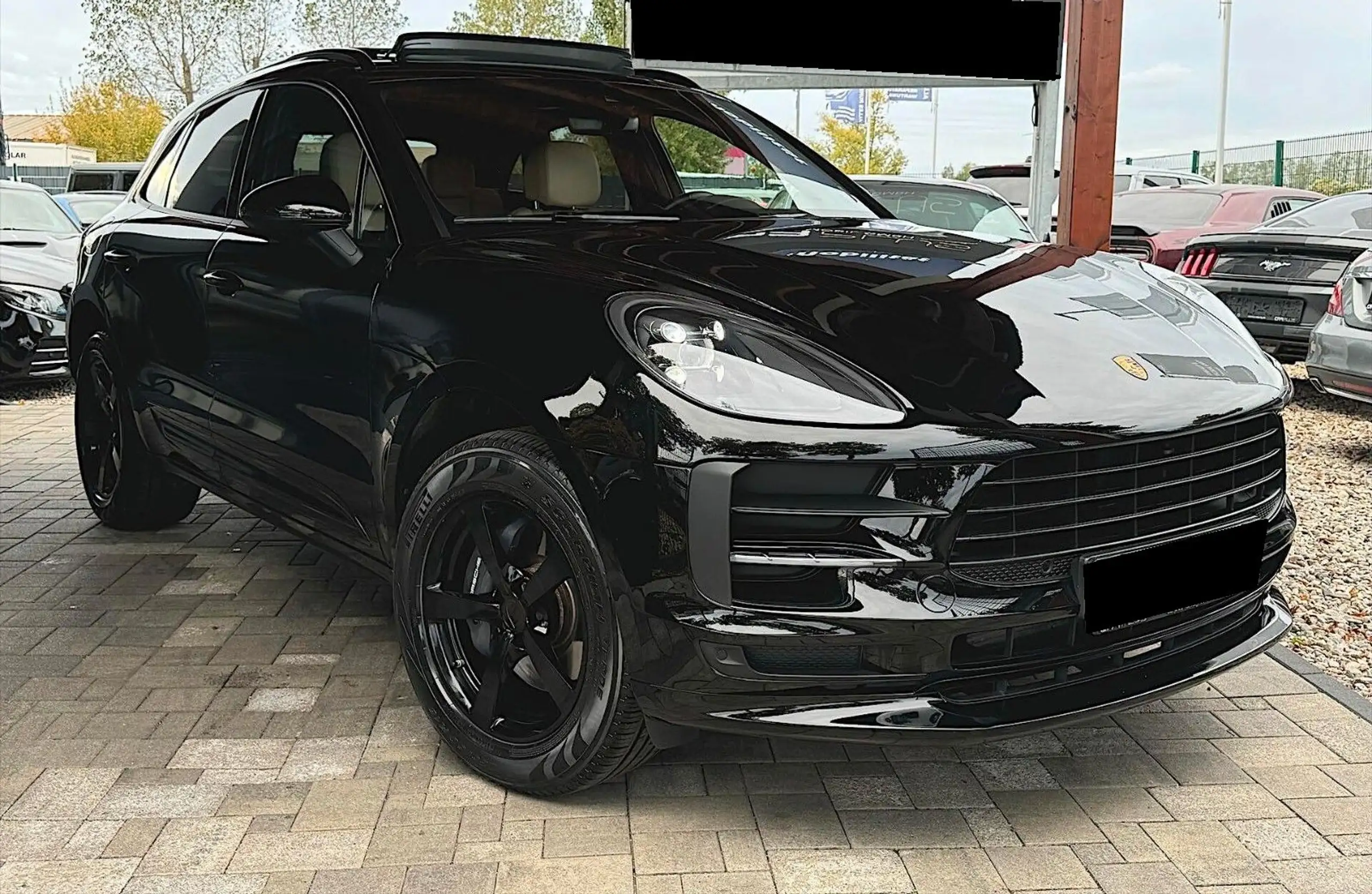 Porsche - Macan