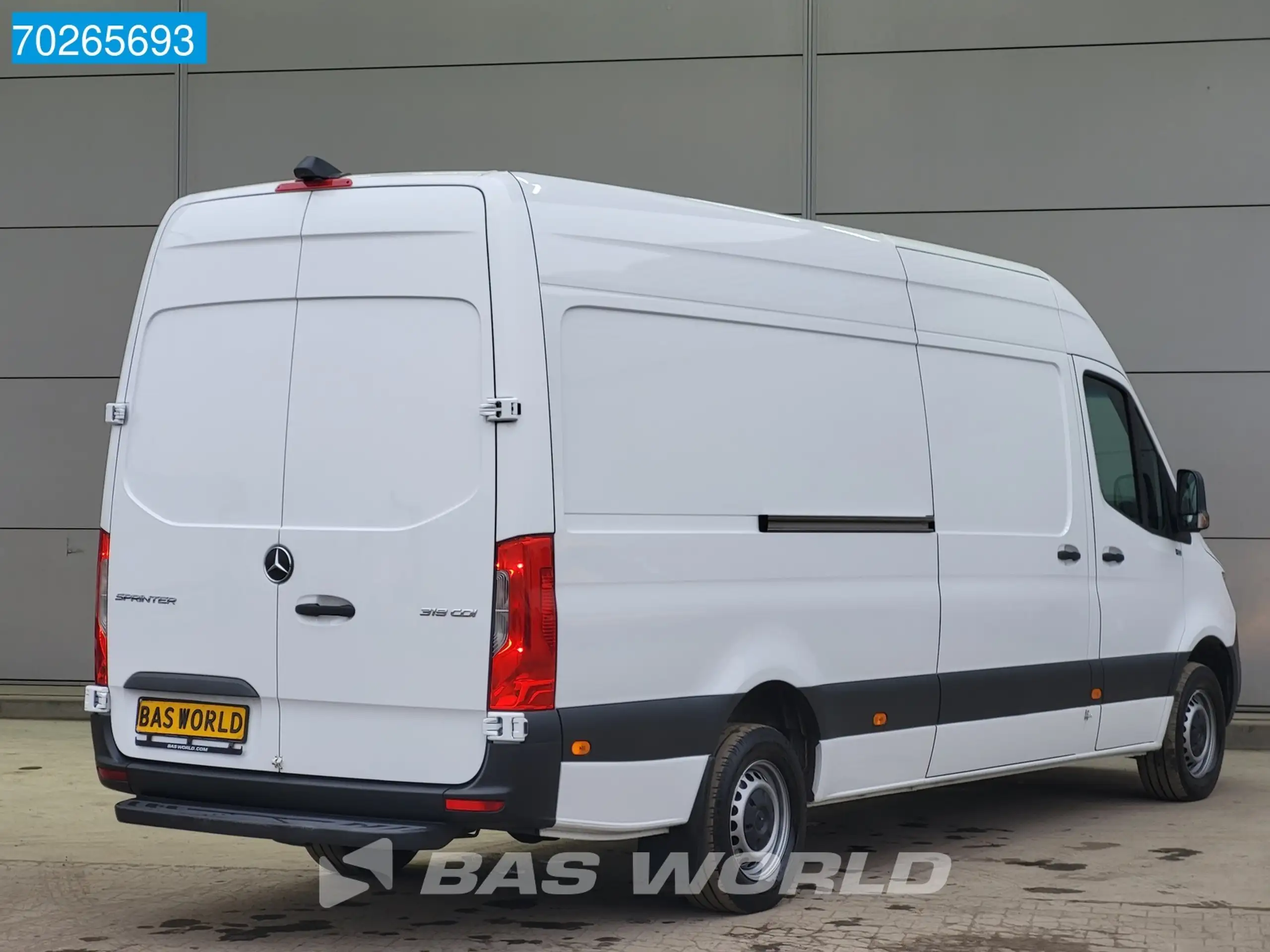 Mercedes-Benz - Sprinter