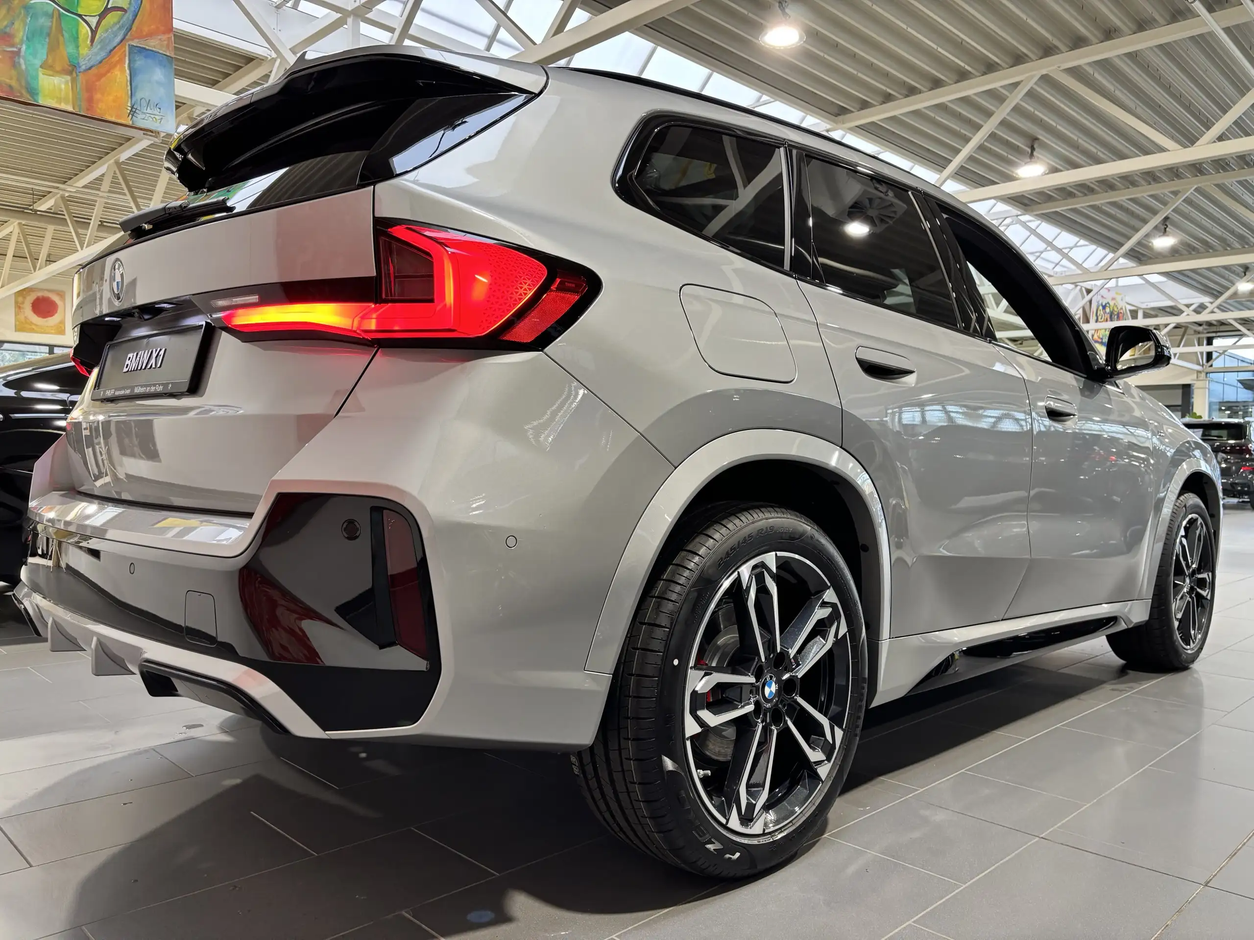 BMW - X1