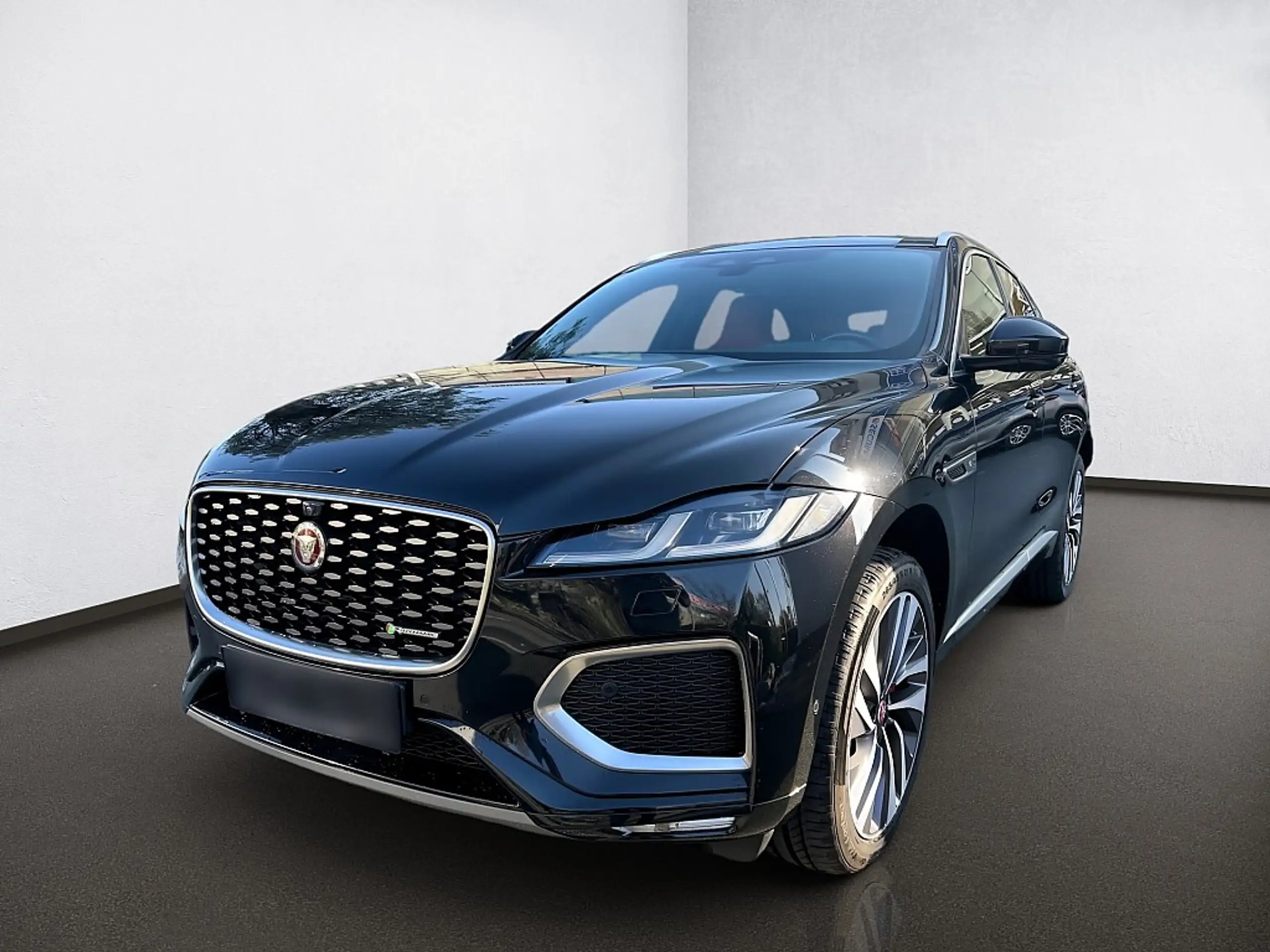 Jaguar - F-Pace