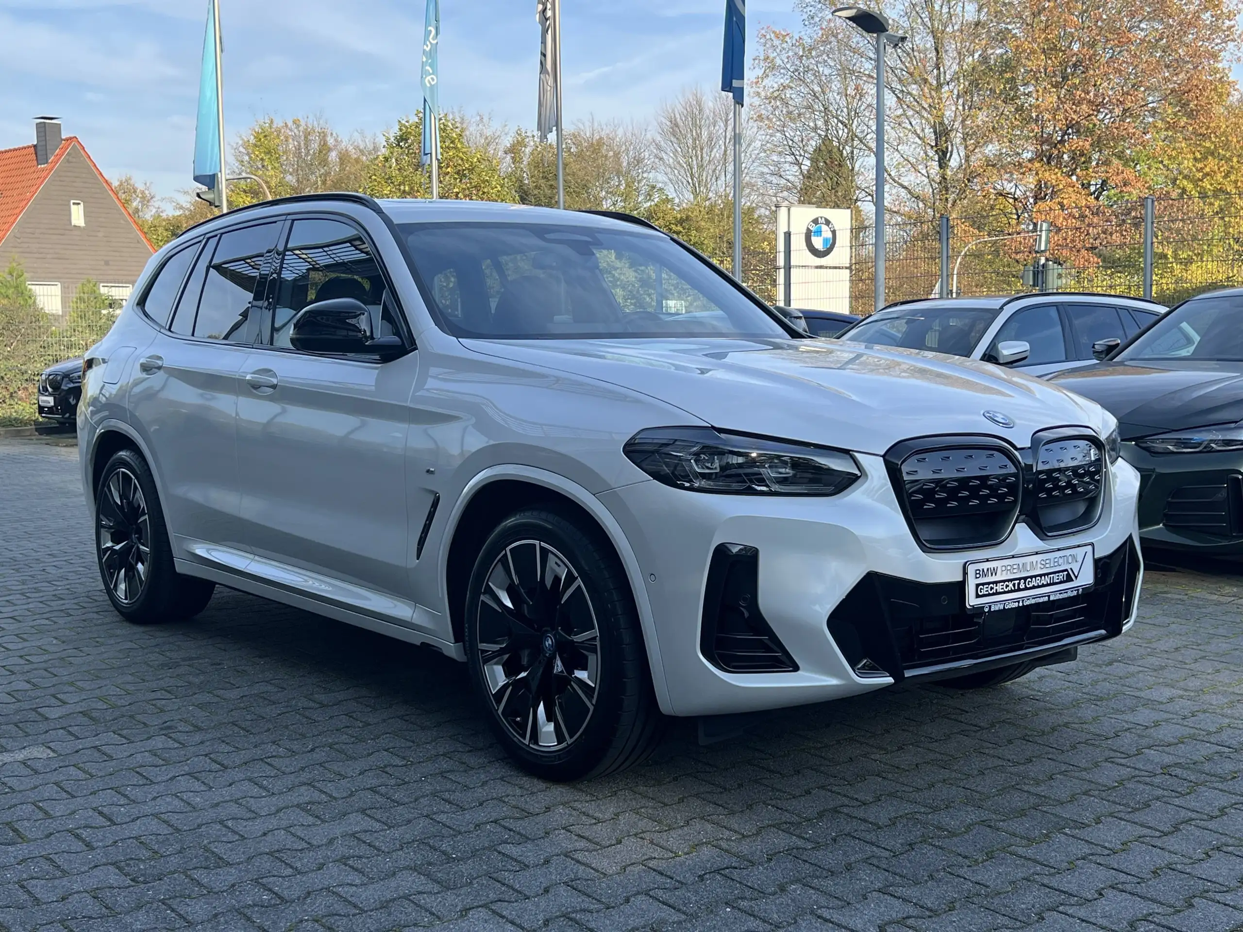 BMW - iX3