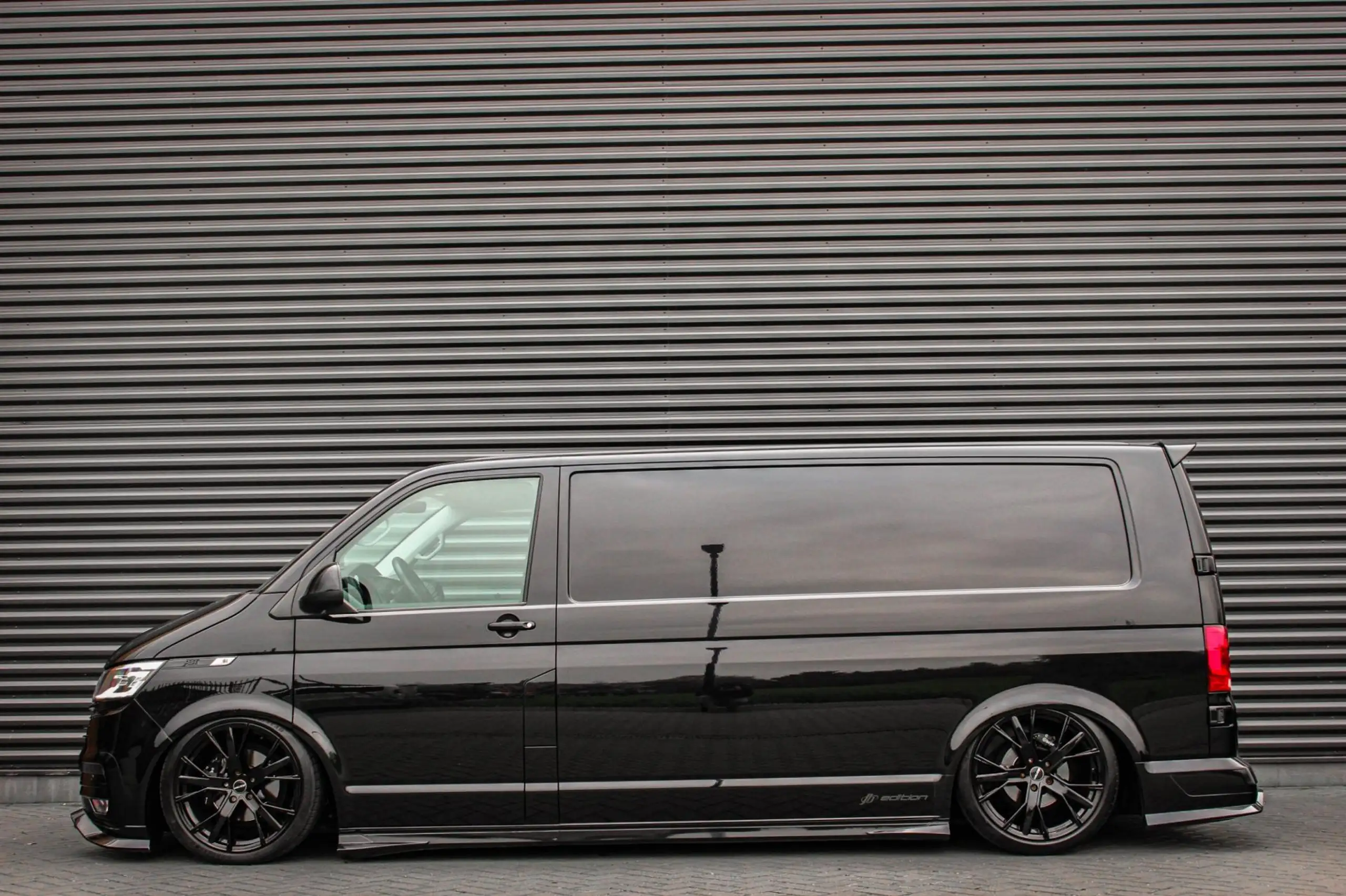 Volkswagen - Transporter