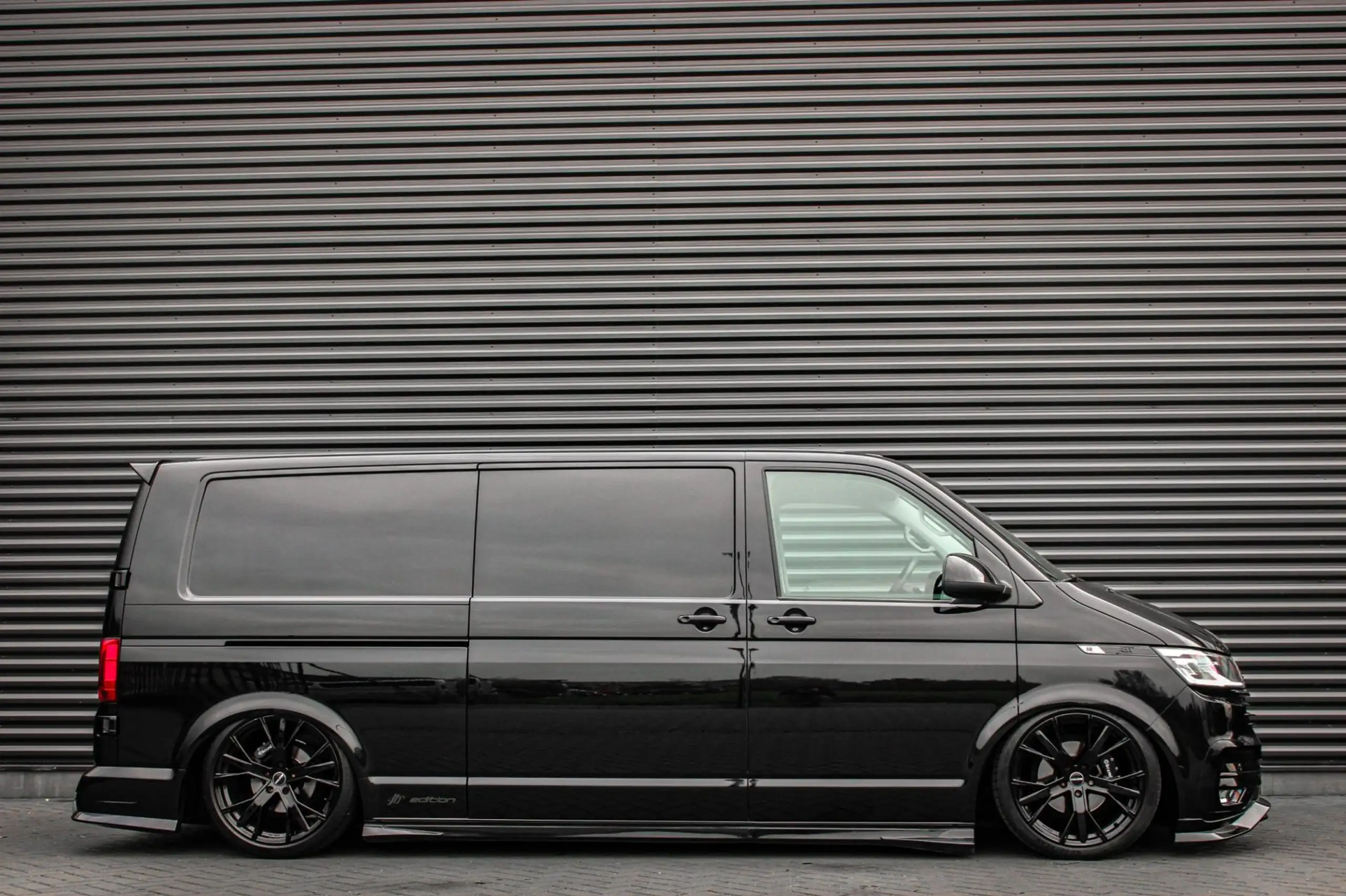 Volkswagen - Transporter