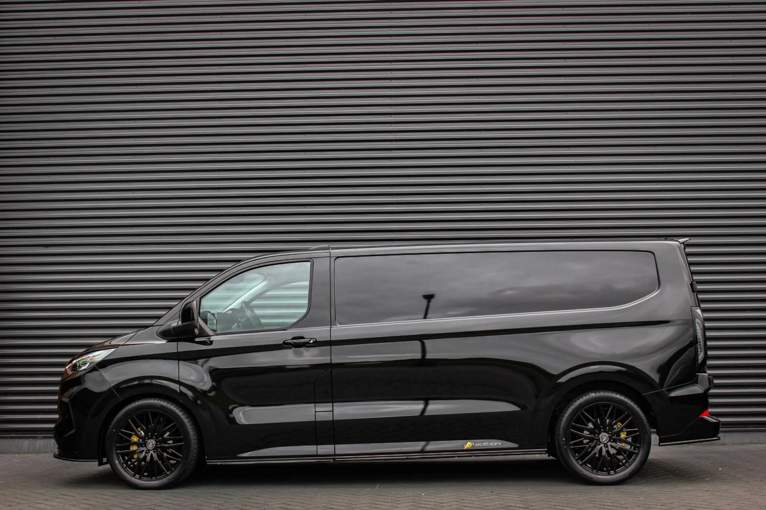 Ford - Transit Custom