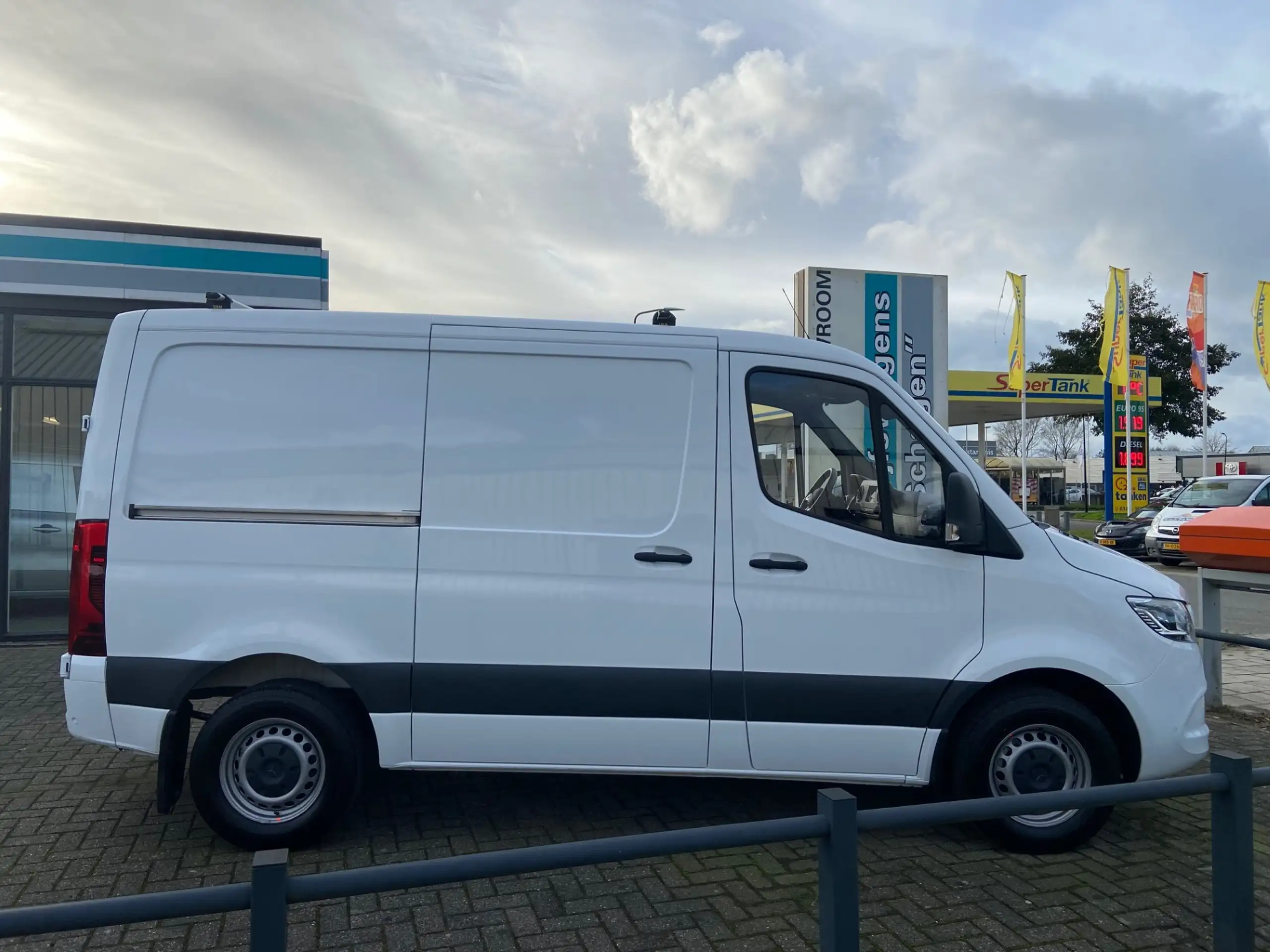 Mercedes-Benz - Sprinter