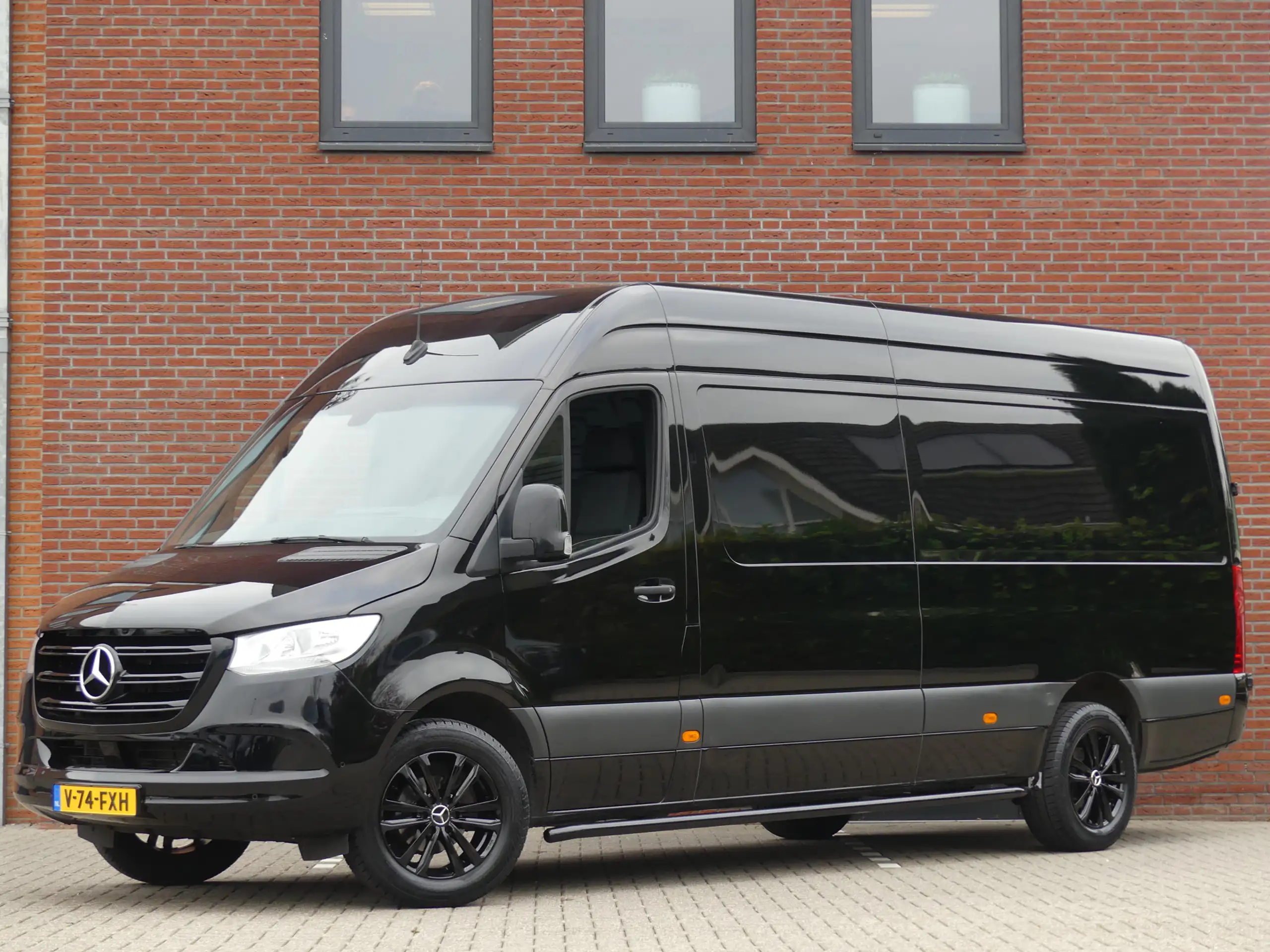 Mercedes-Benz - Sprinter