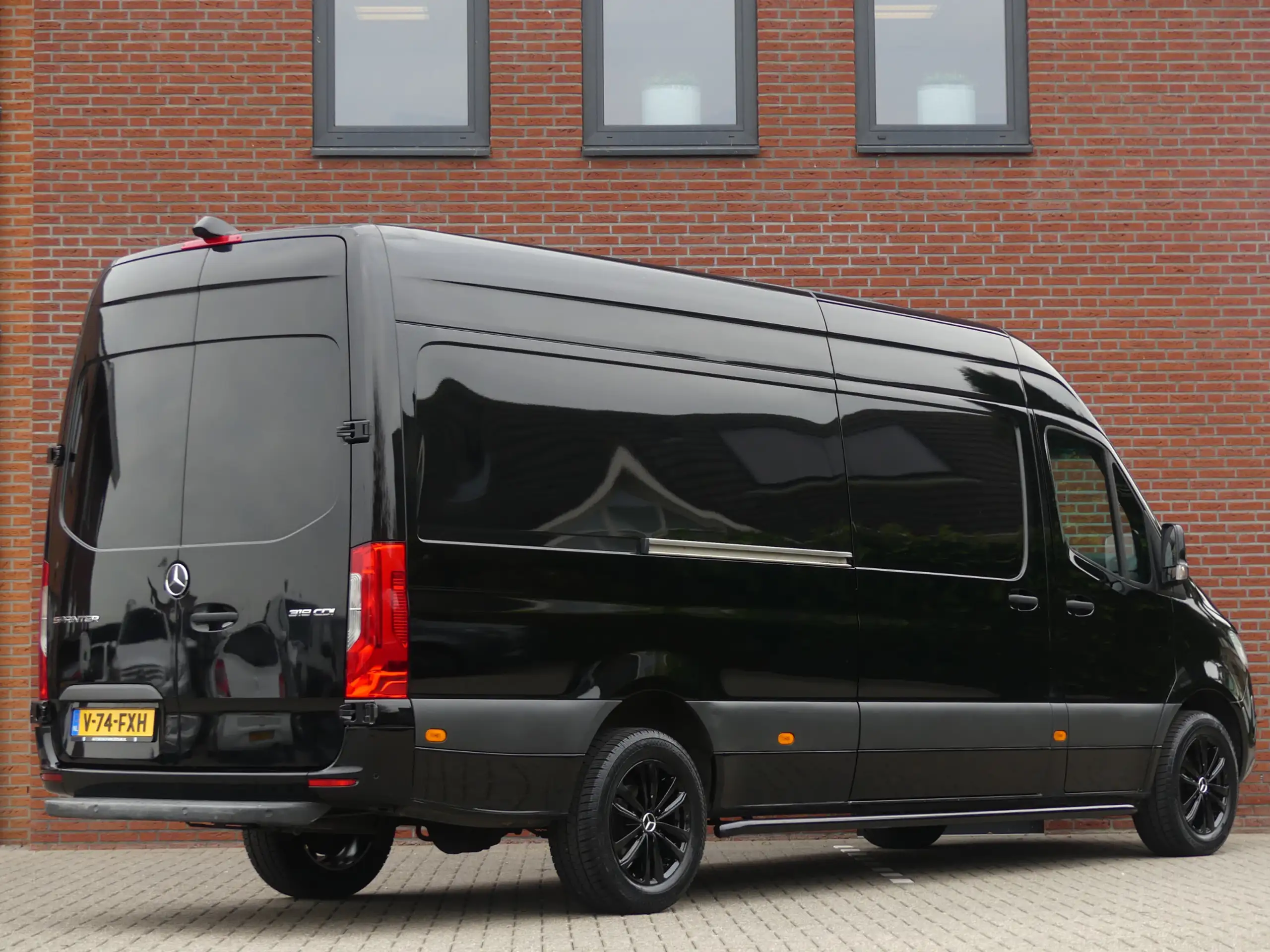 Mercedes-Benz - Sprinter