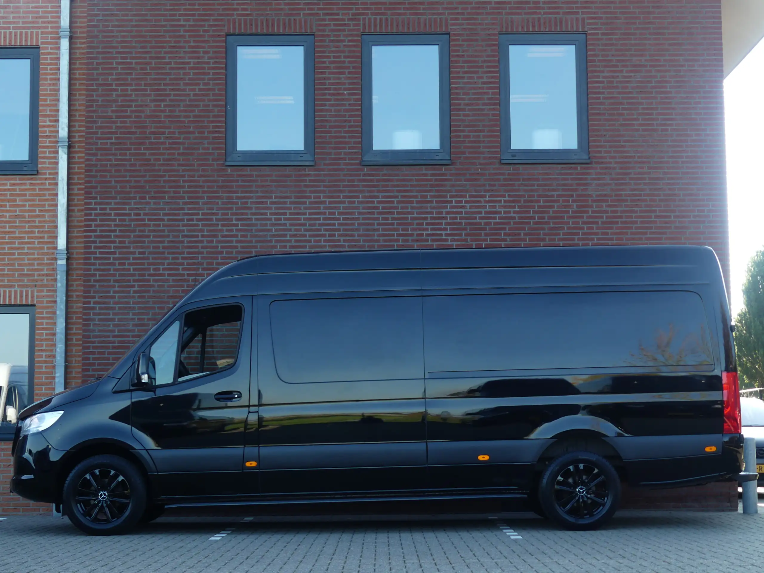 Mercedes-Benz - Sprinter