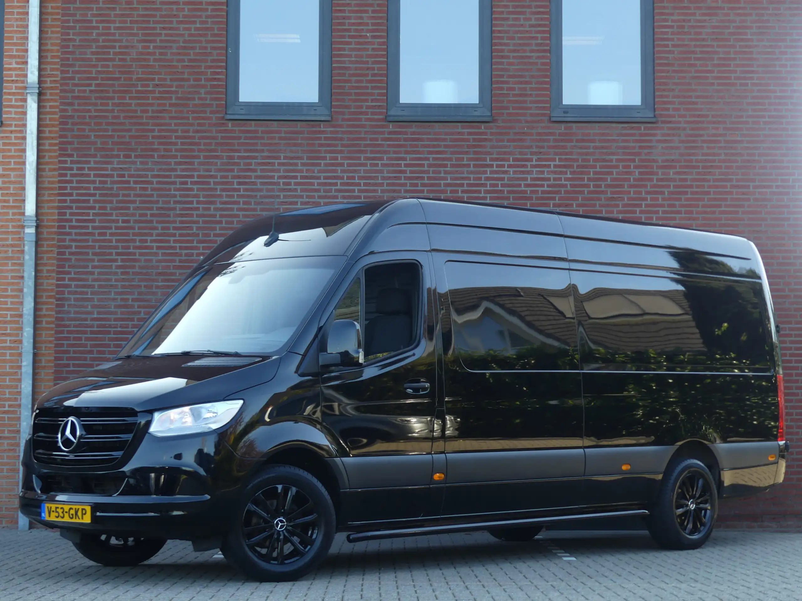 Mercedes-Benz - Sprinter