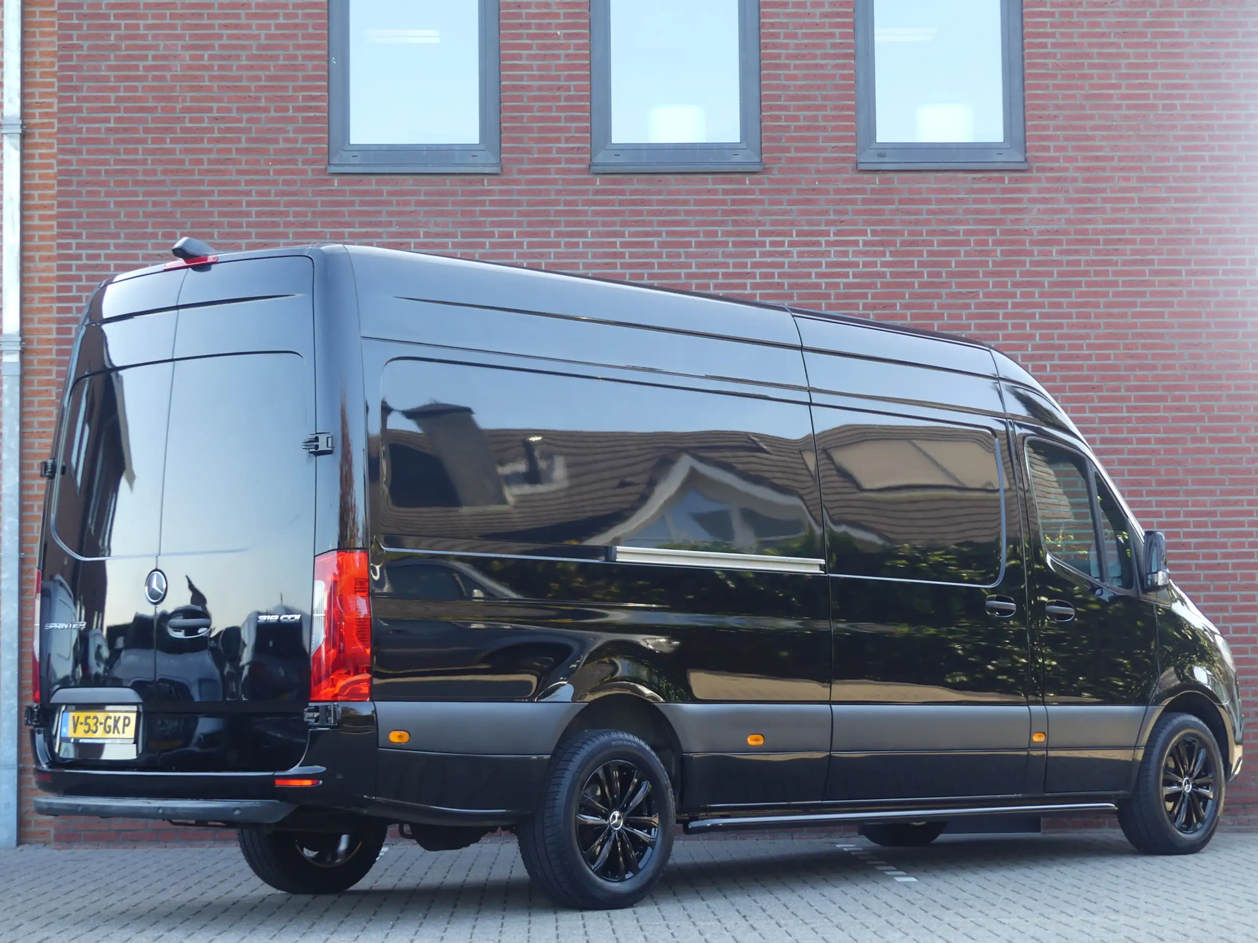 Mercedes-Benz - Sprinter