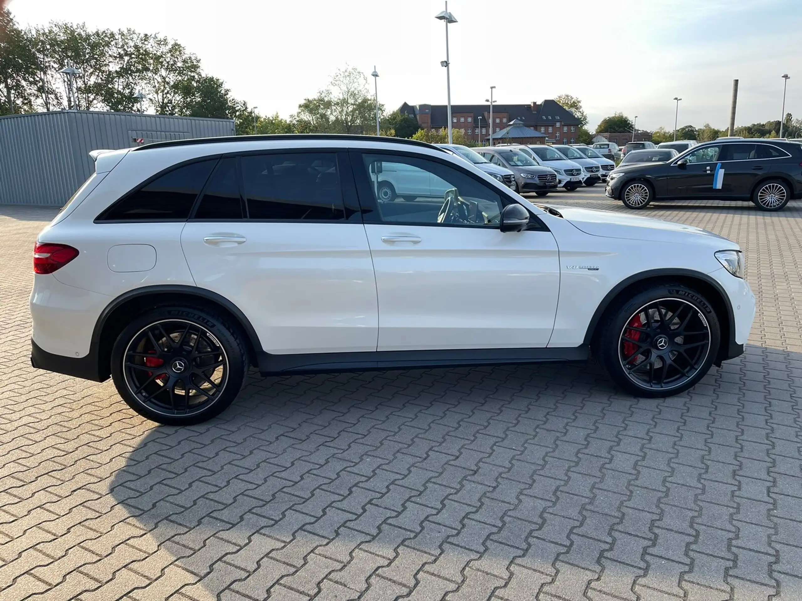 Mercedes-Benz - GLC 63 AMG