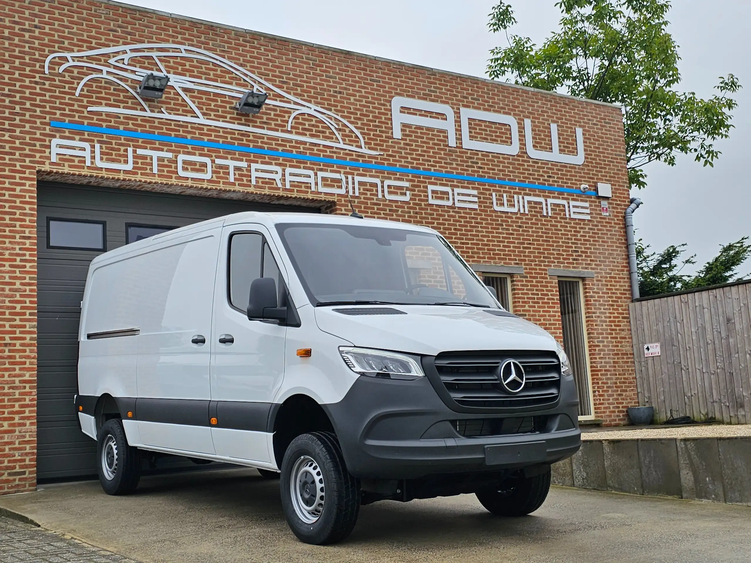 Mercedes-Benz - Sprinter