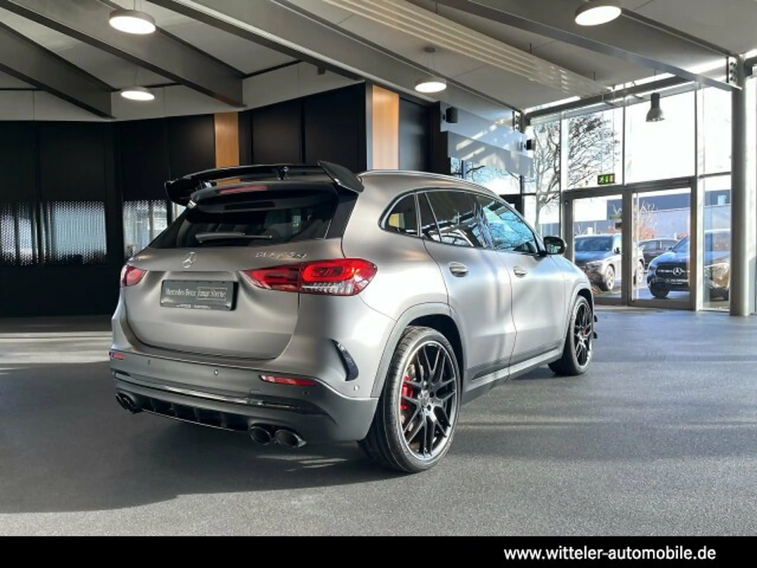 Mercedes-Benz - GLA 45 AMG