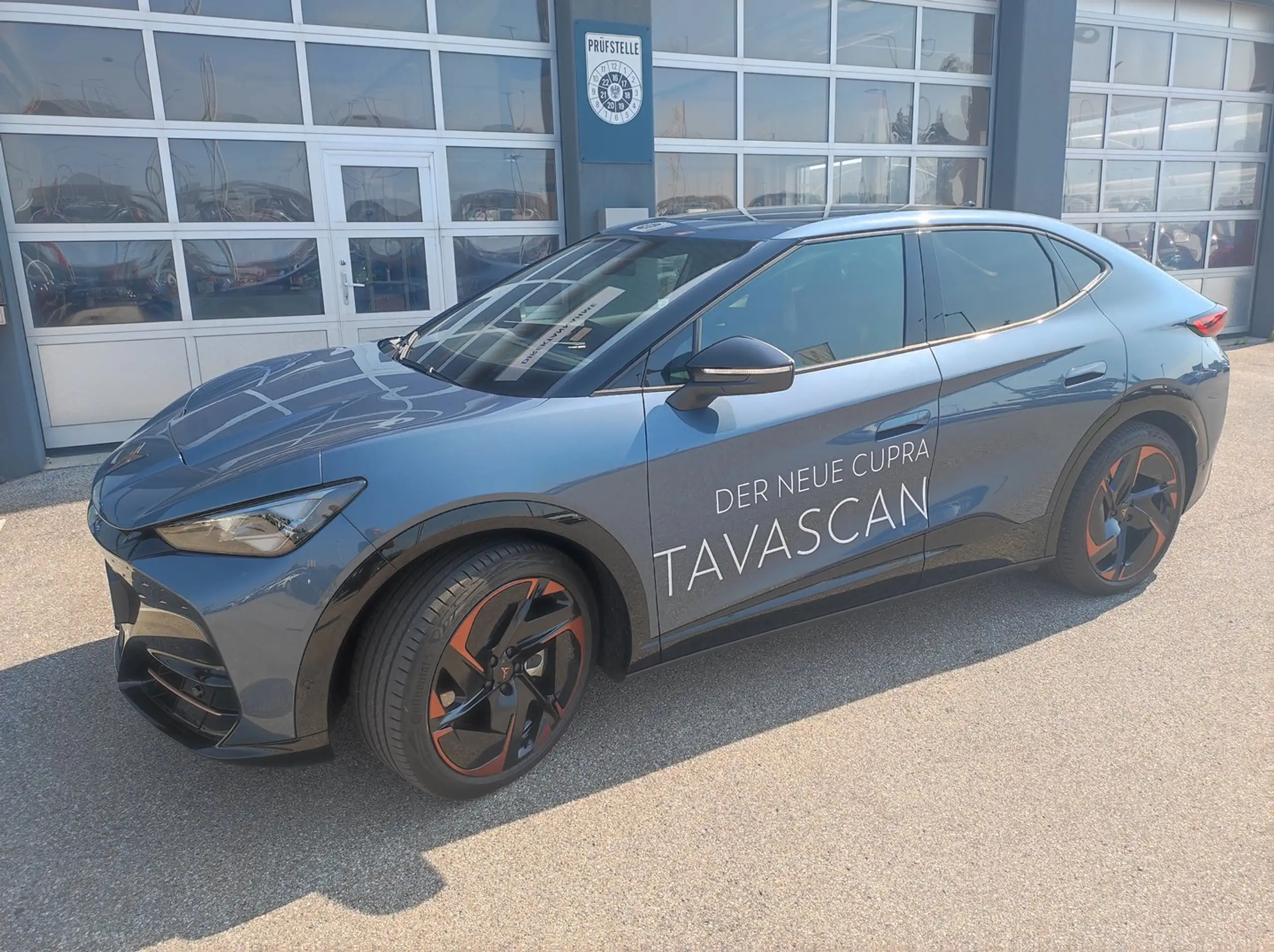 CUPRA Tavascan 2024