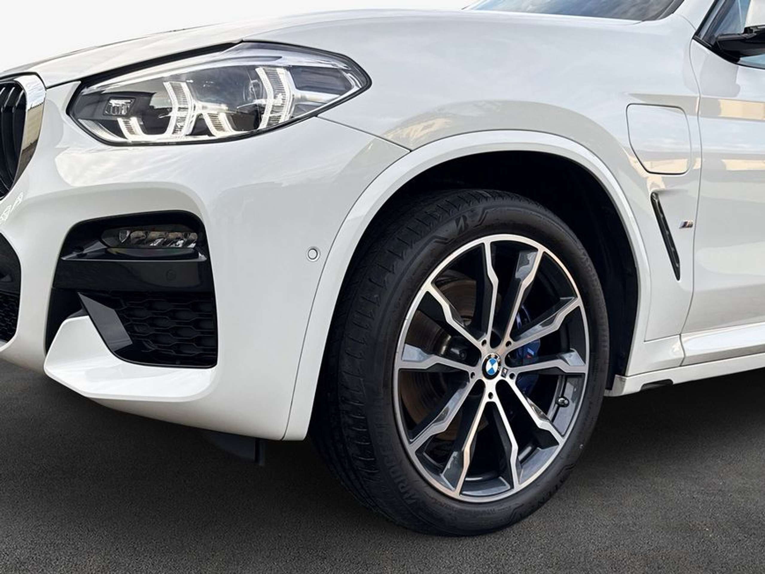 BMW - X3