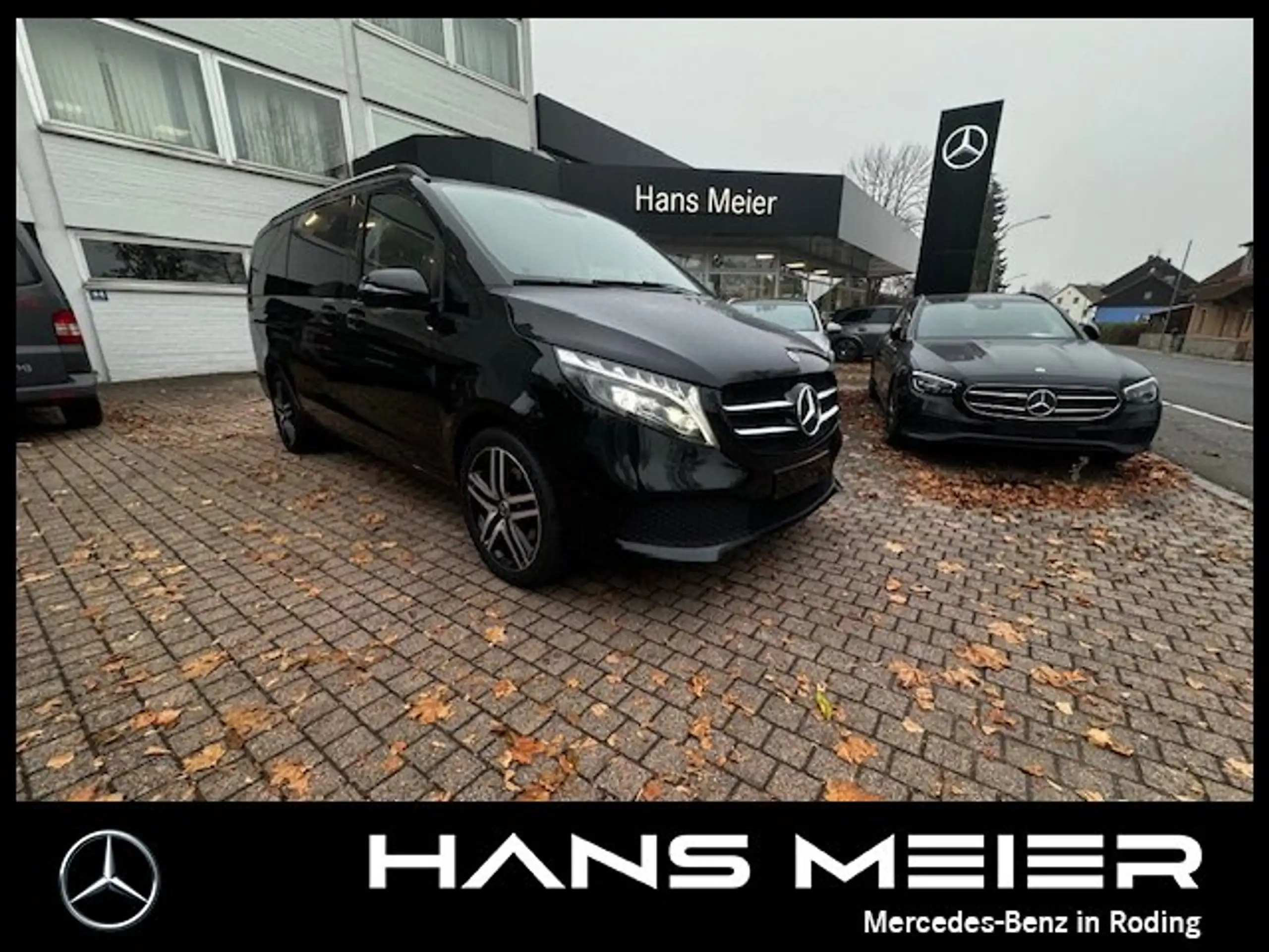 Mercedes-Benz - V 250