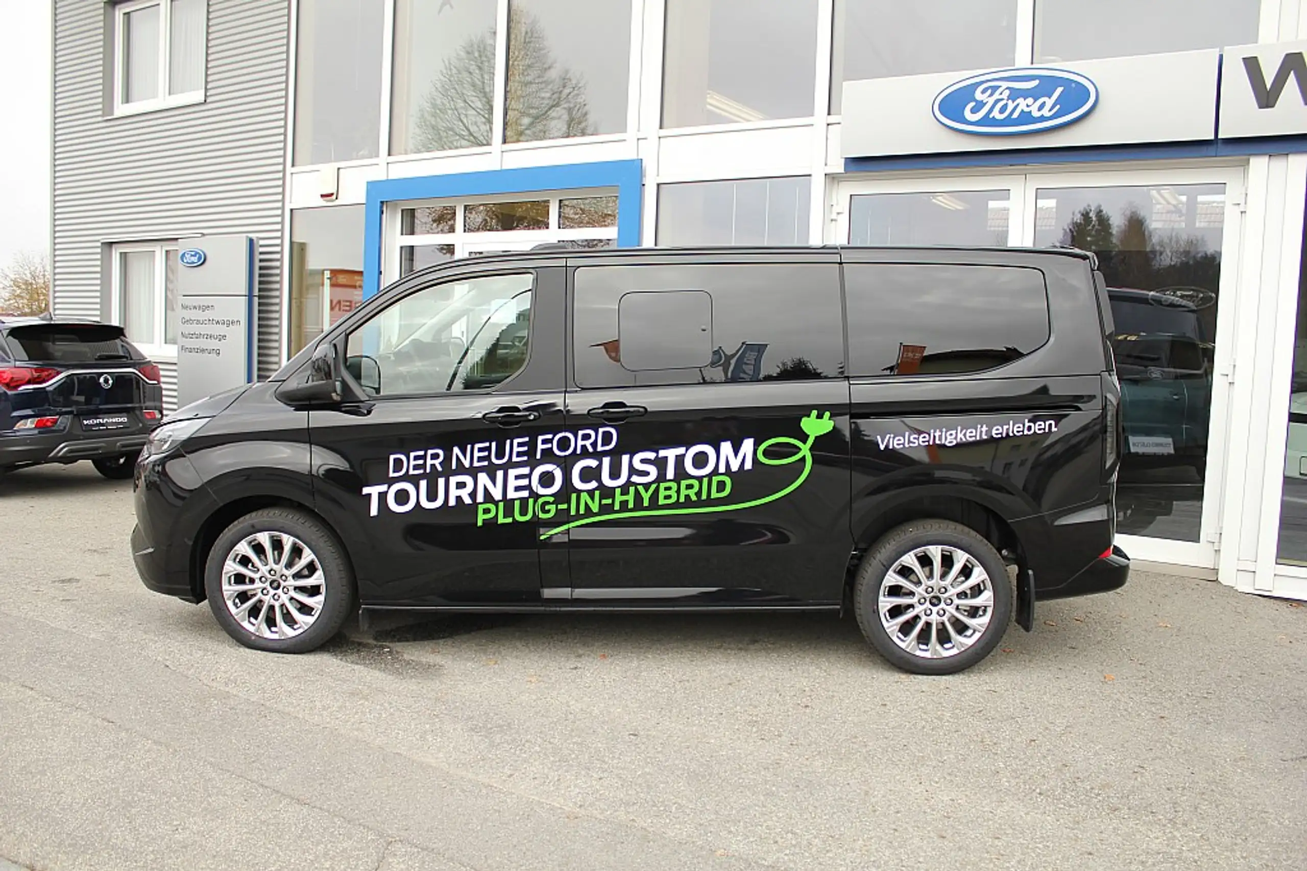 Ford - Tourneo Custom