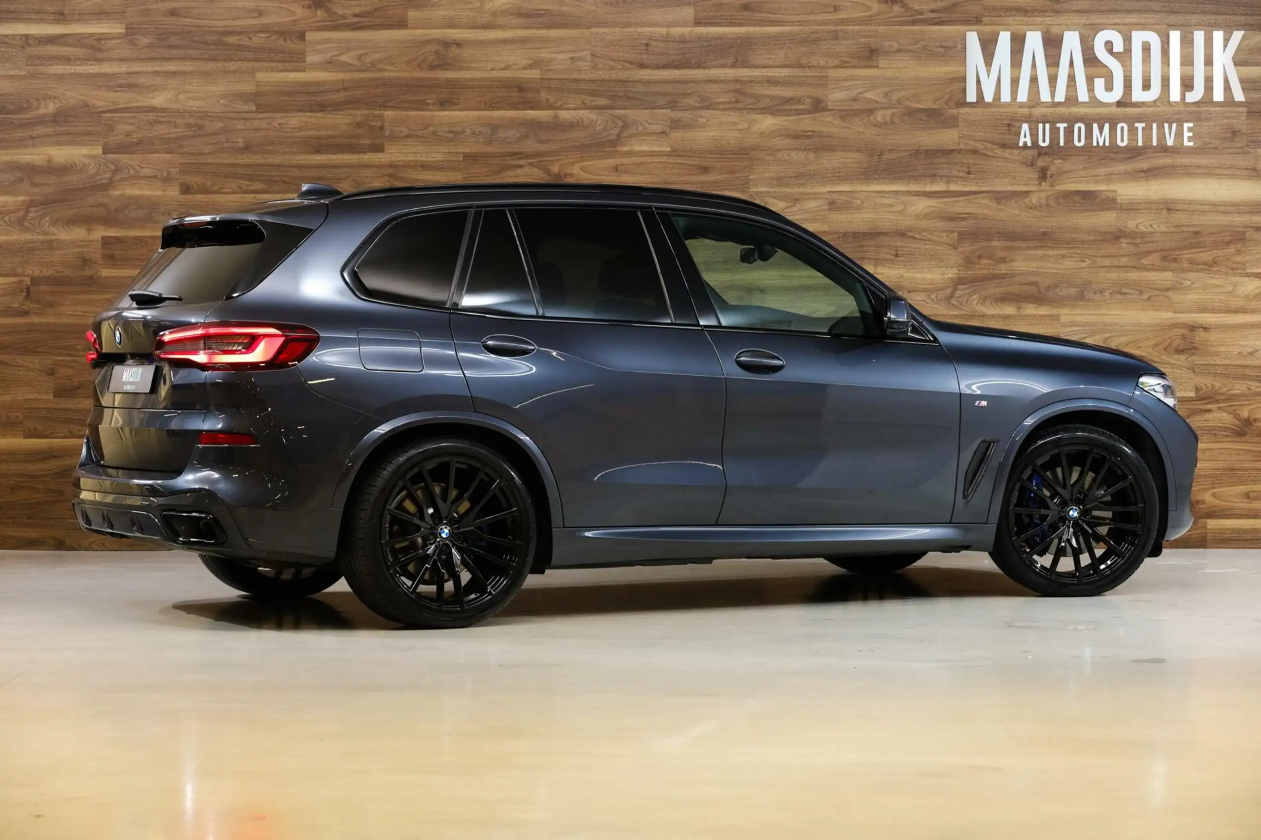 BMW - X5