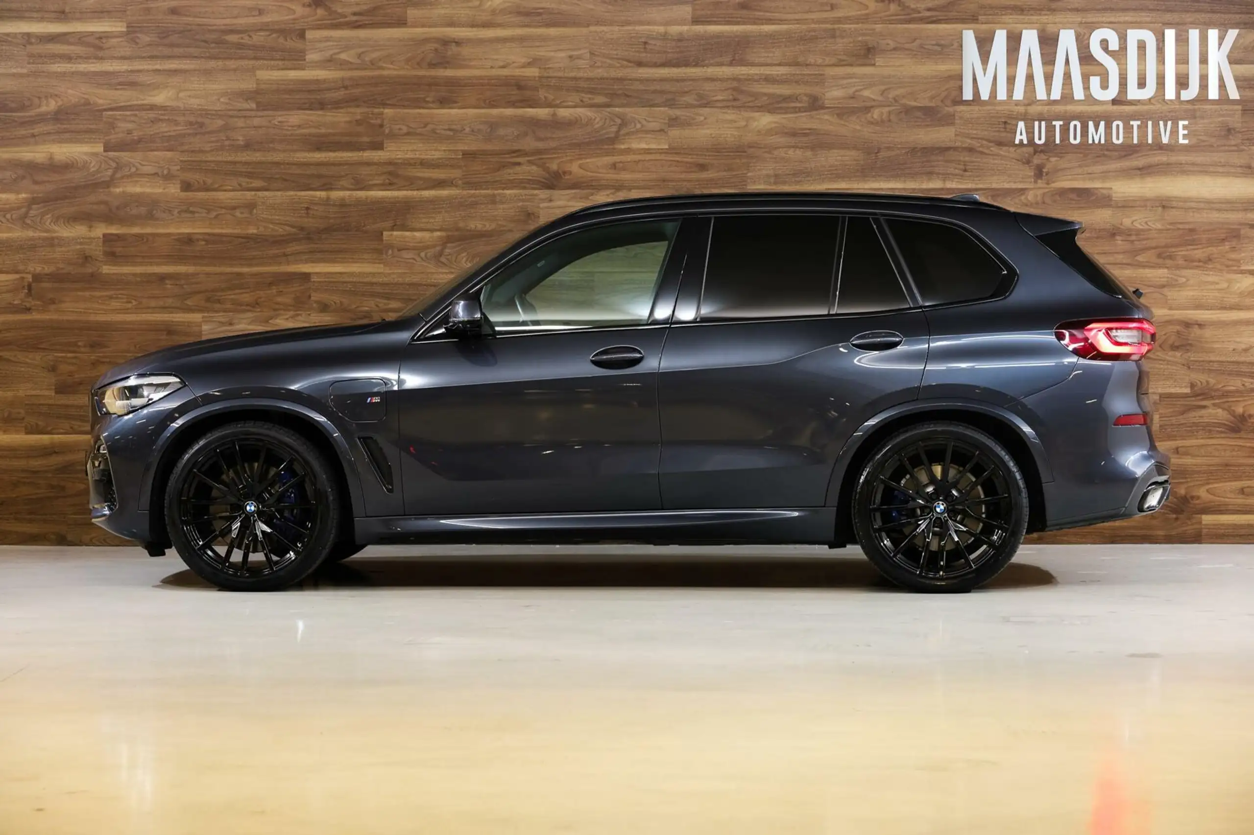 BMW - X5