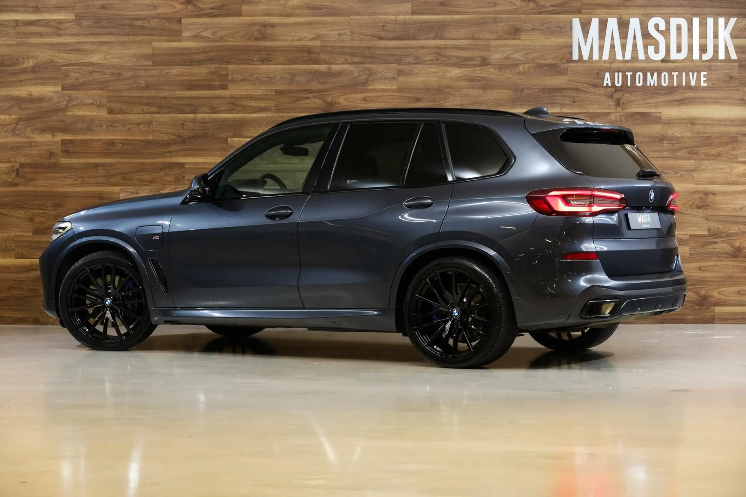 BMW - X5