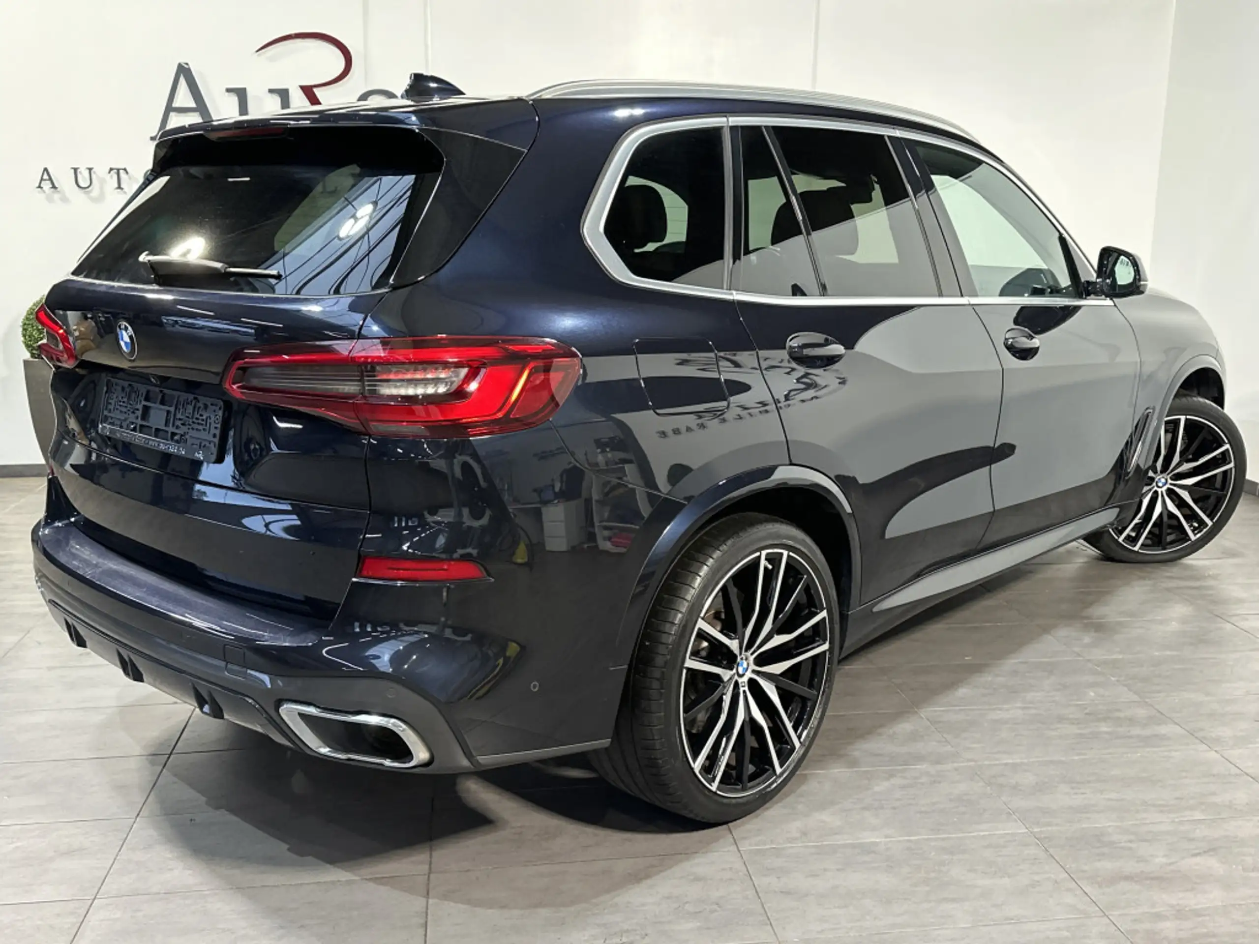 BMW - X5