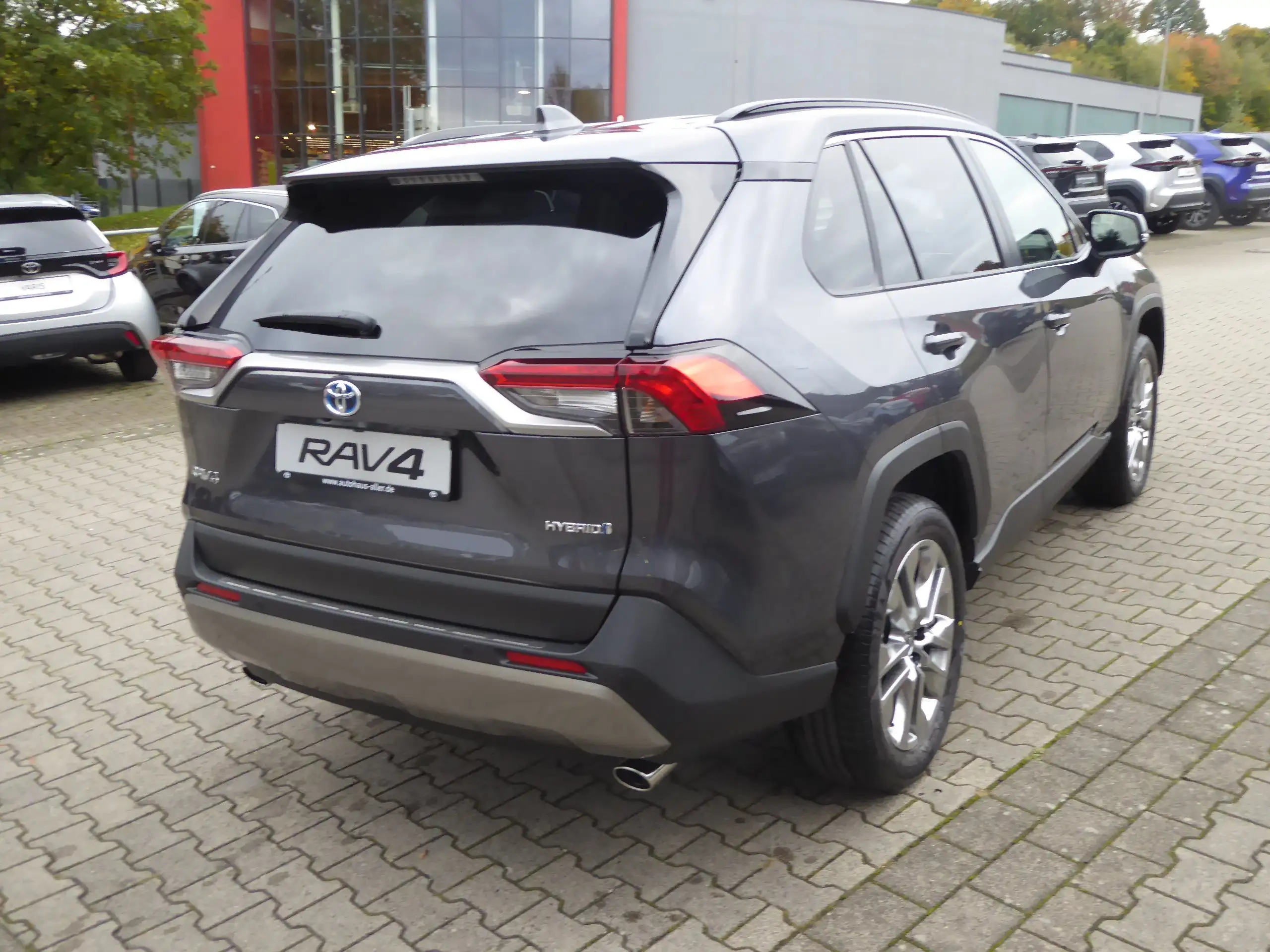 Toyota - RAV 4