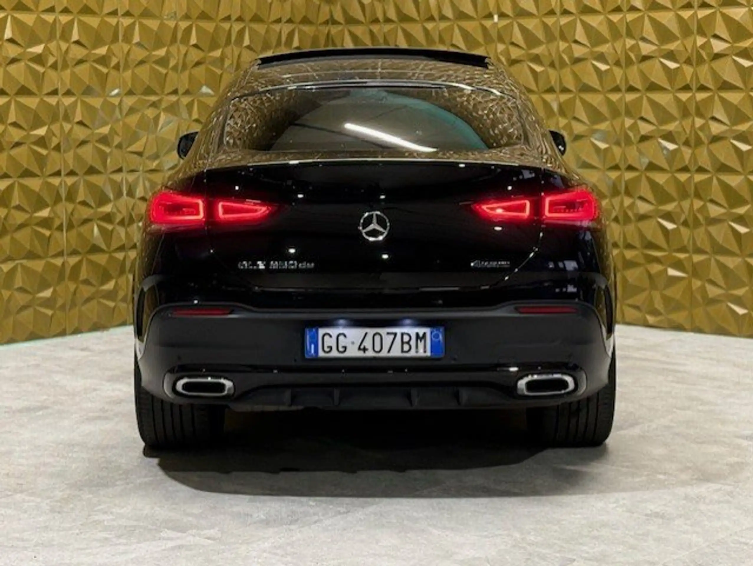 Mercedes-Benz - GLE 350