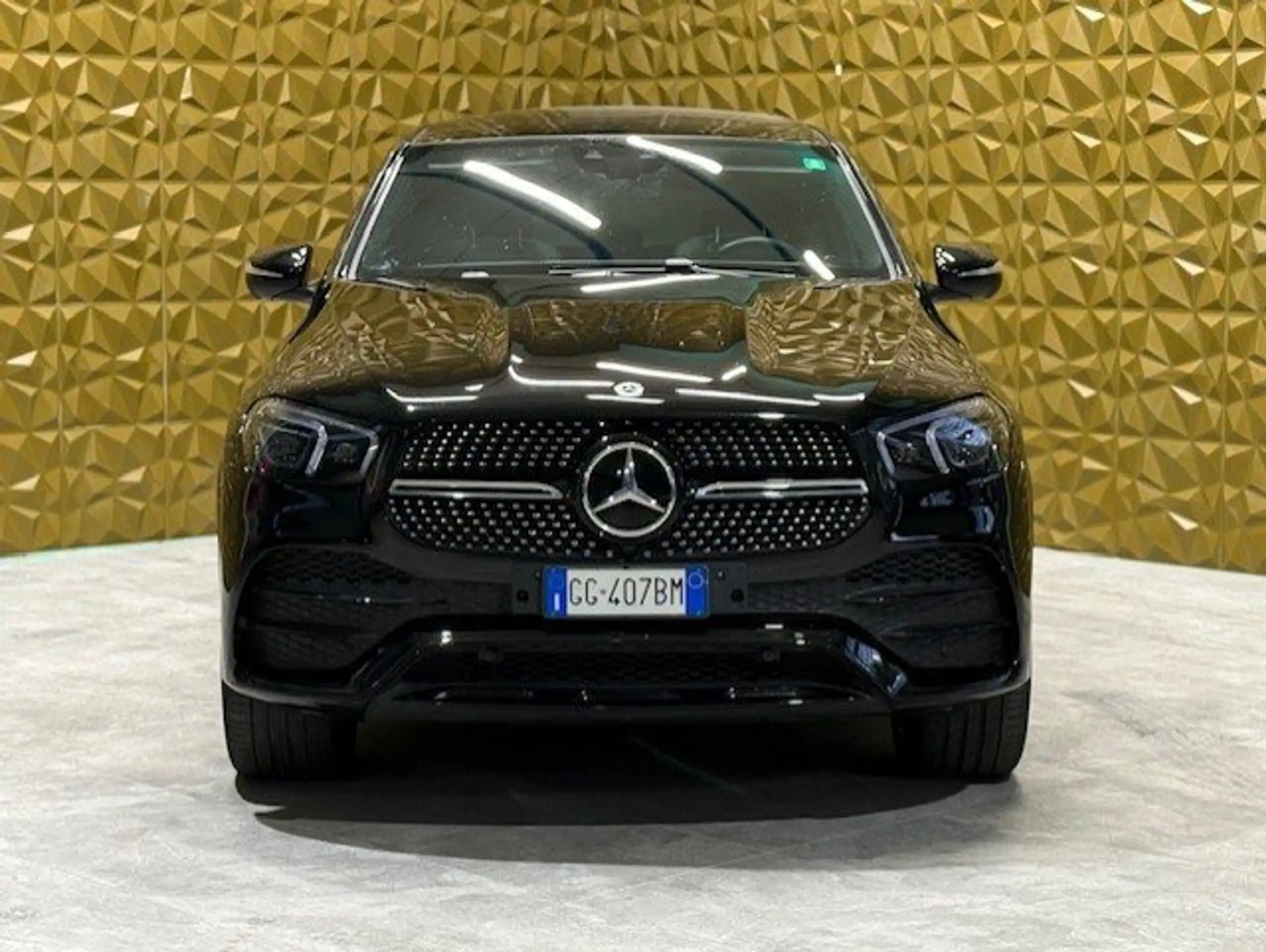 Mercedes-Benz - GLE 350