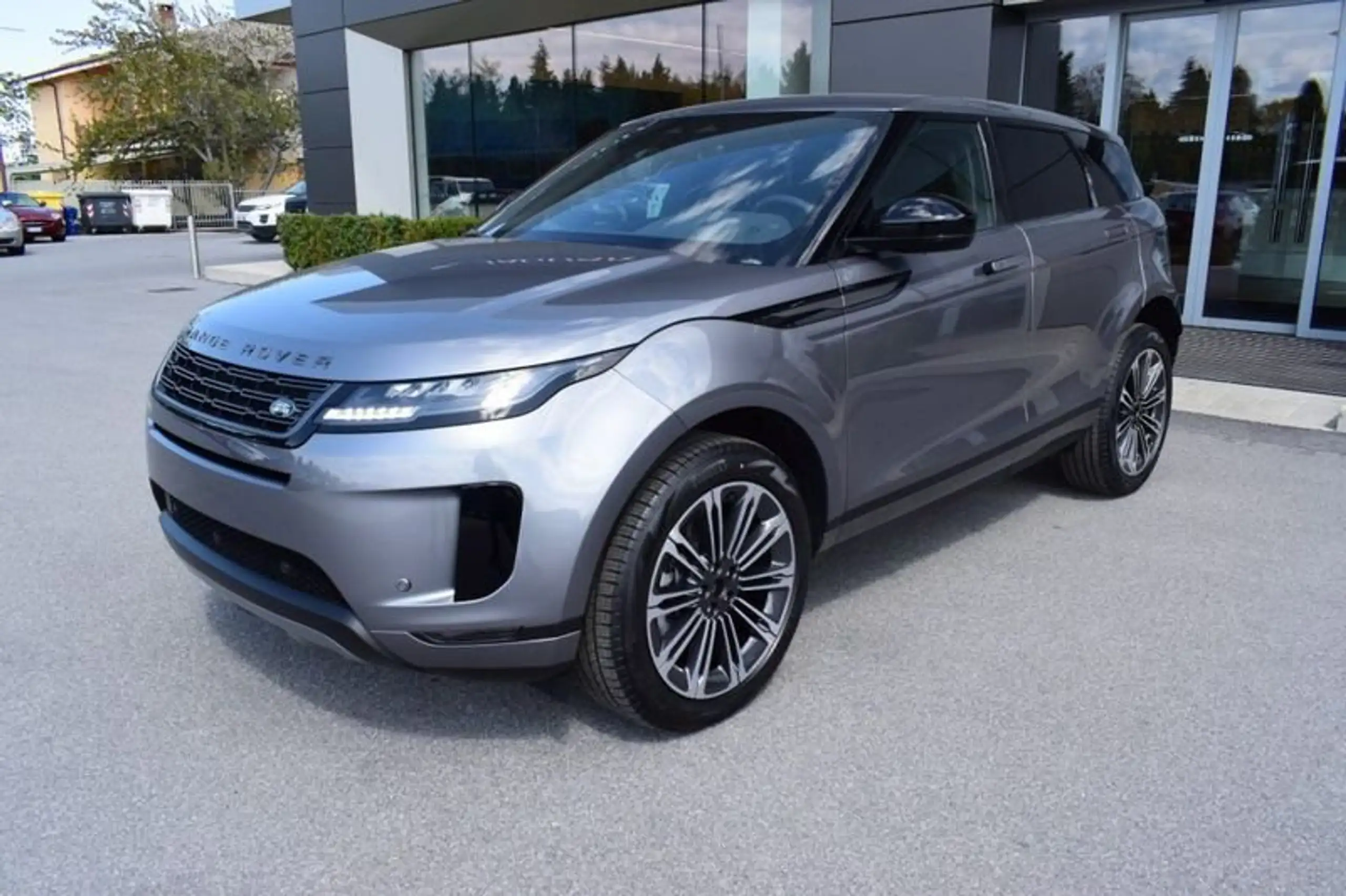 Land Rover - Range Rover Evoque