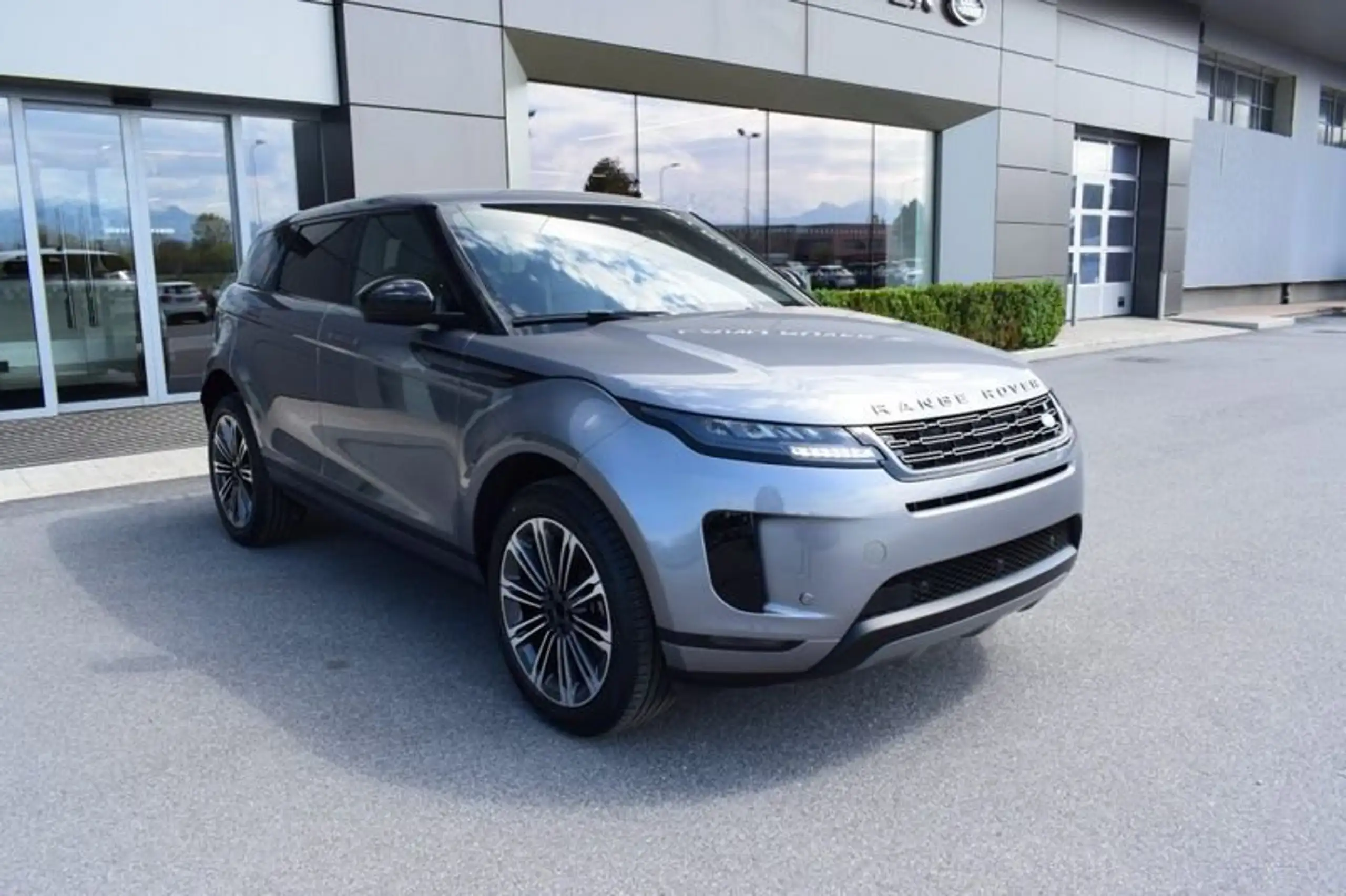 Land Rover - Range Rover Evoque