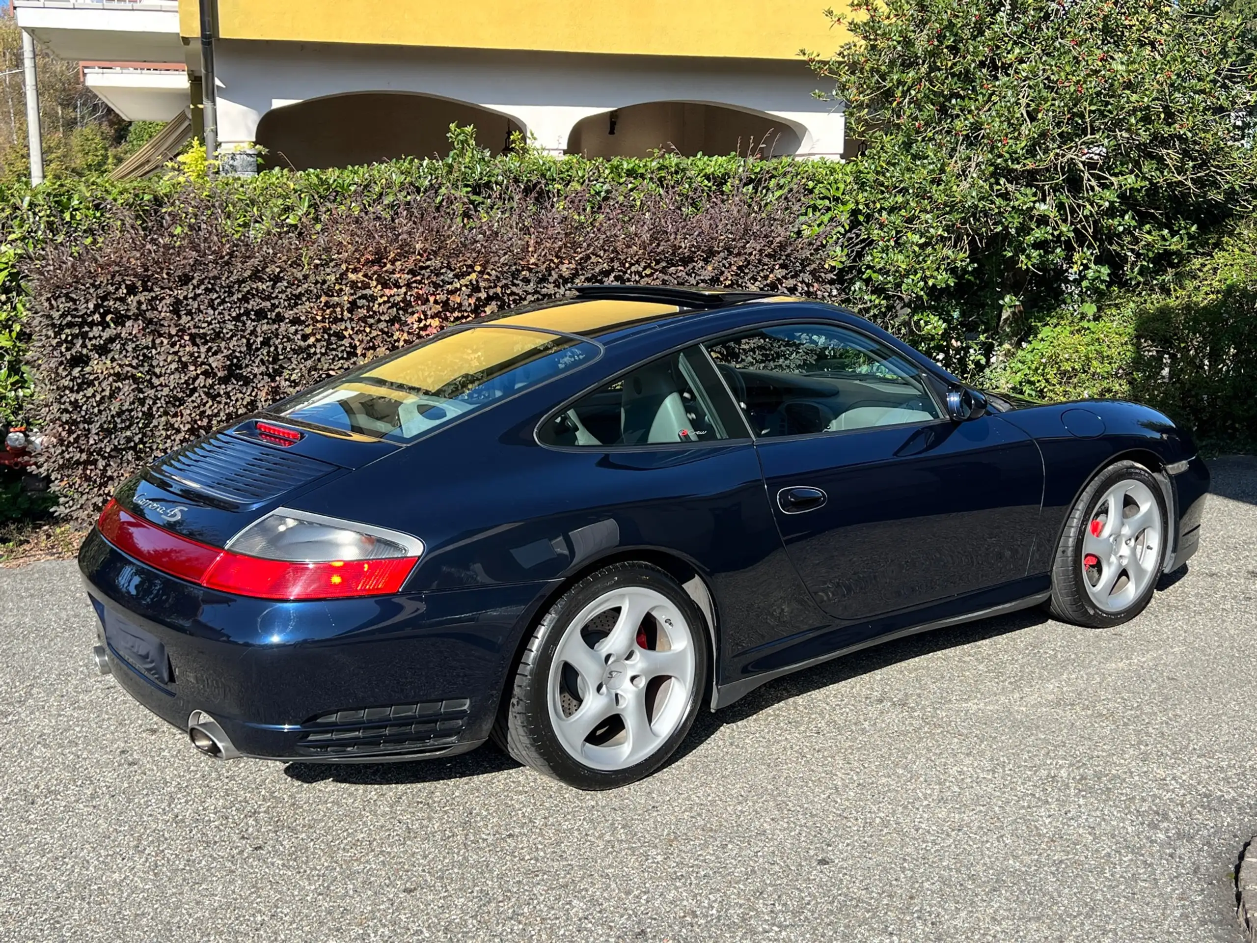 Porsche - 996