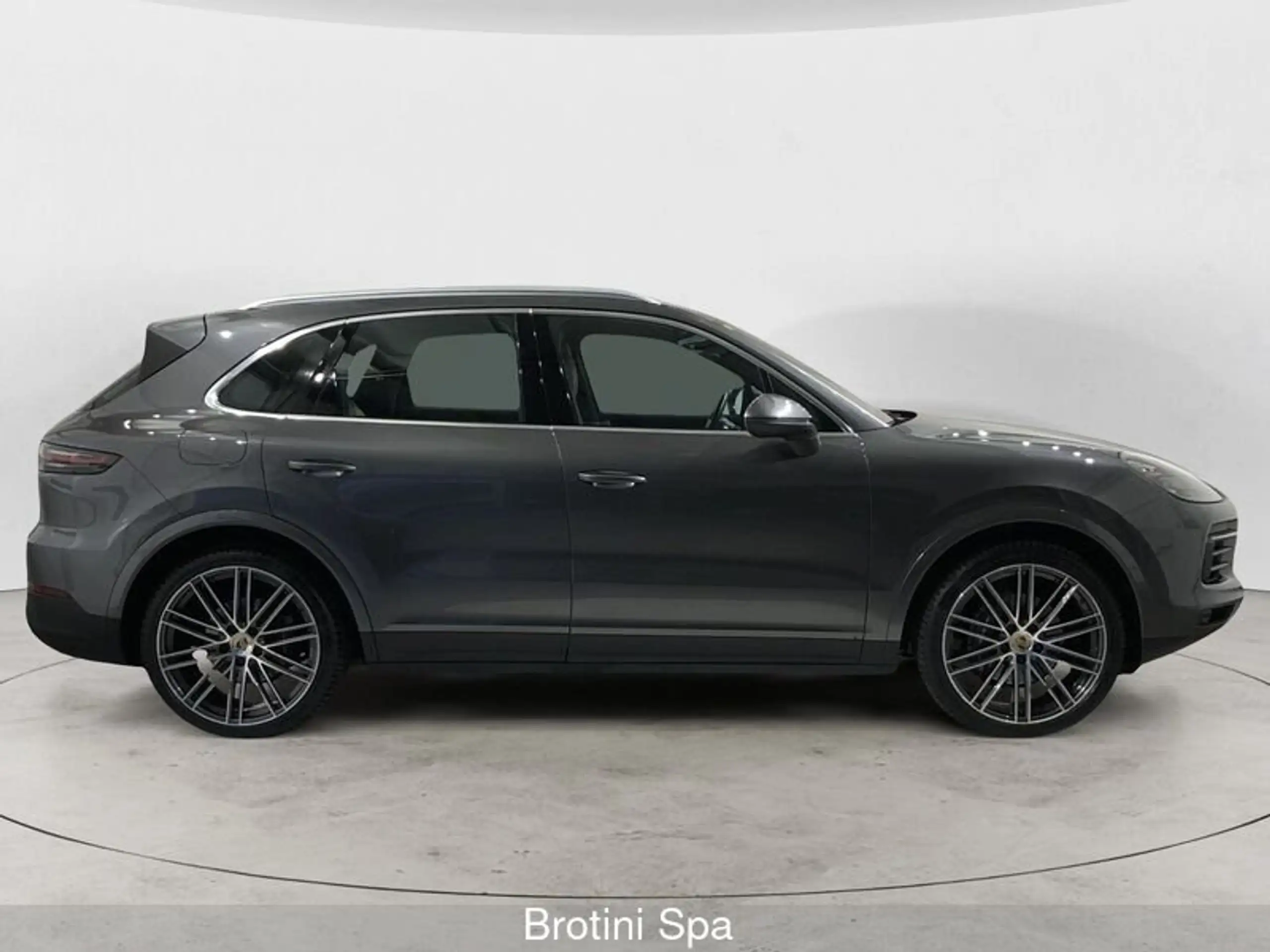 Porsche - Cayenne