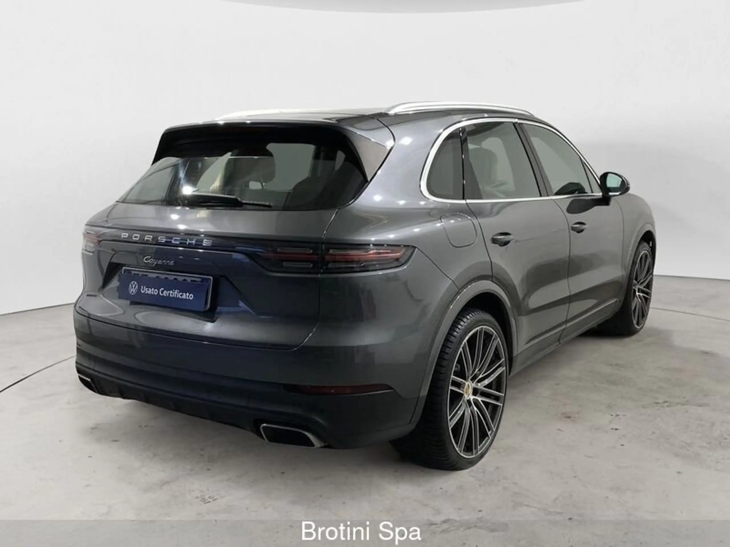 Porsche - Cayenne