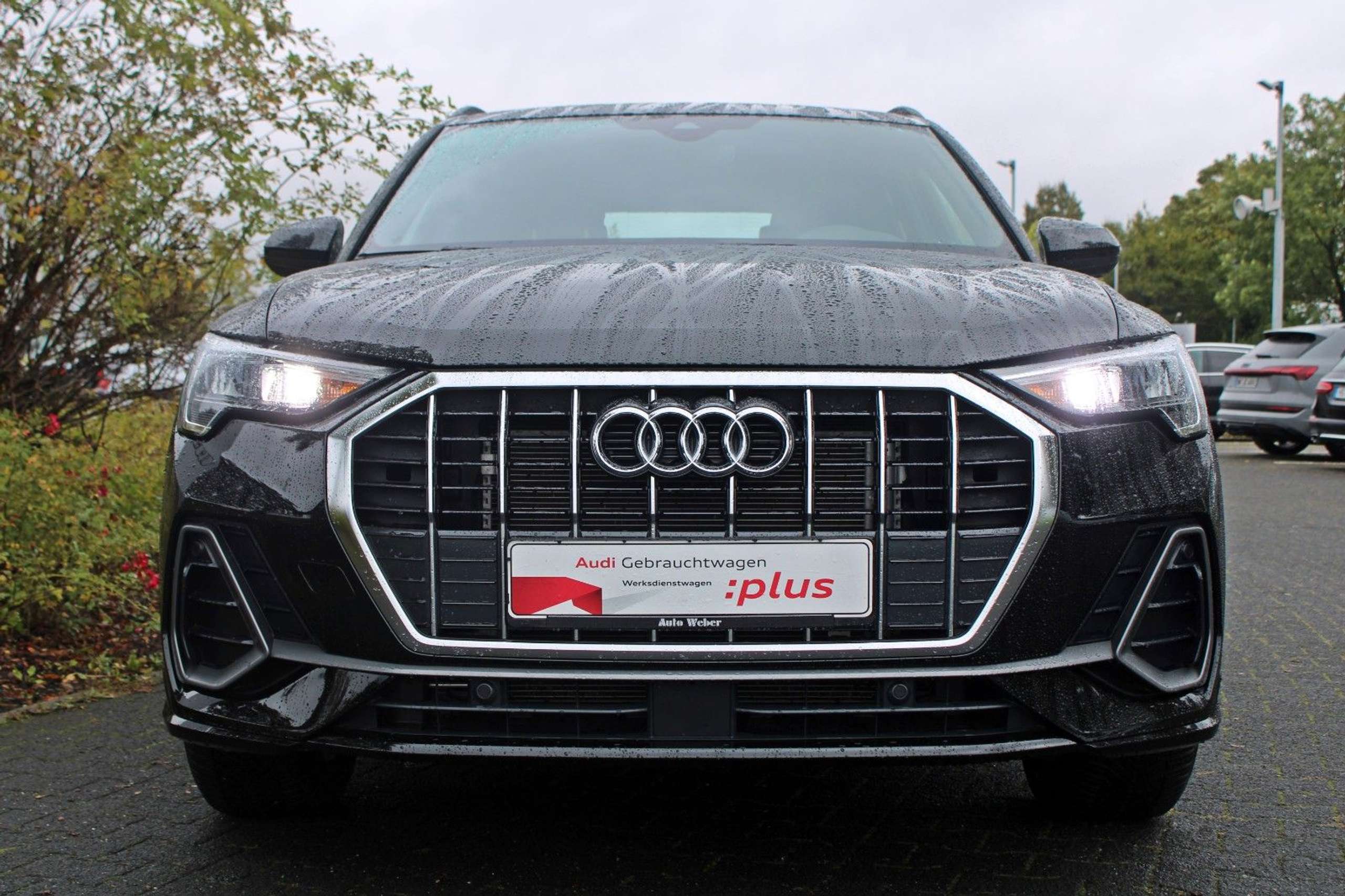 Audi - Q3