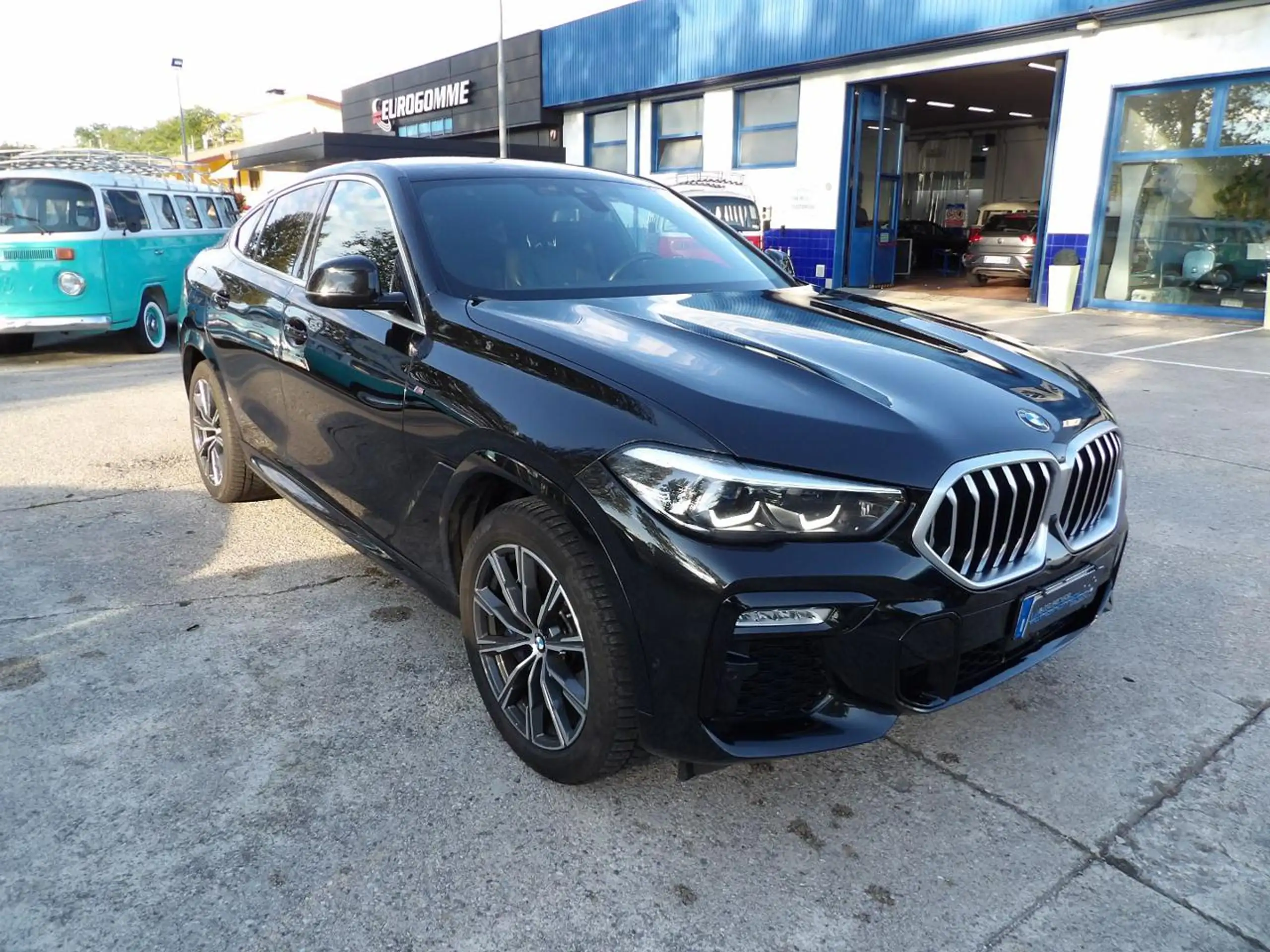 BMW - X6