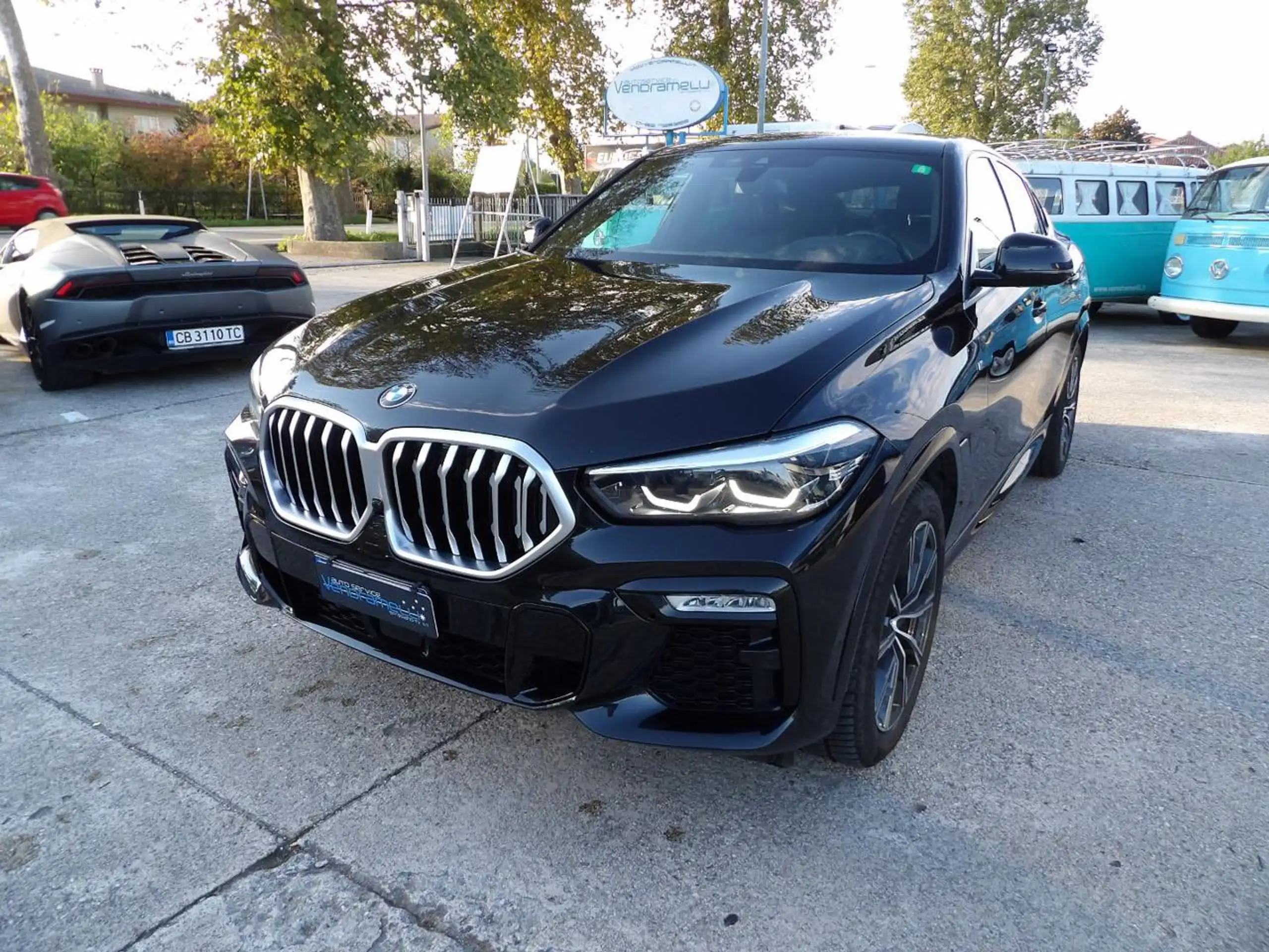 BMW - X6