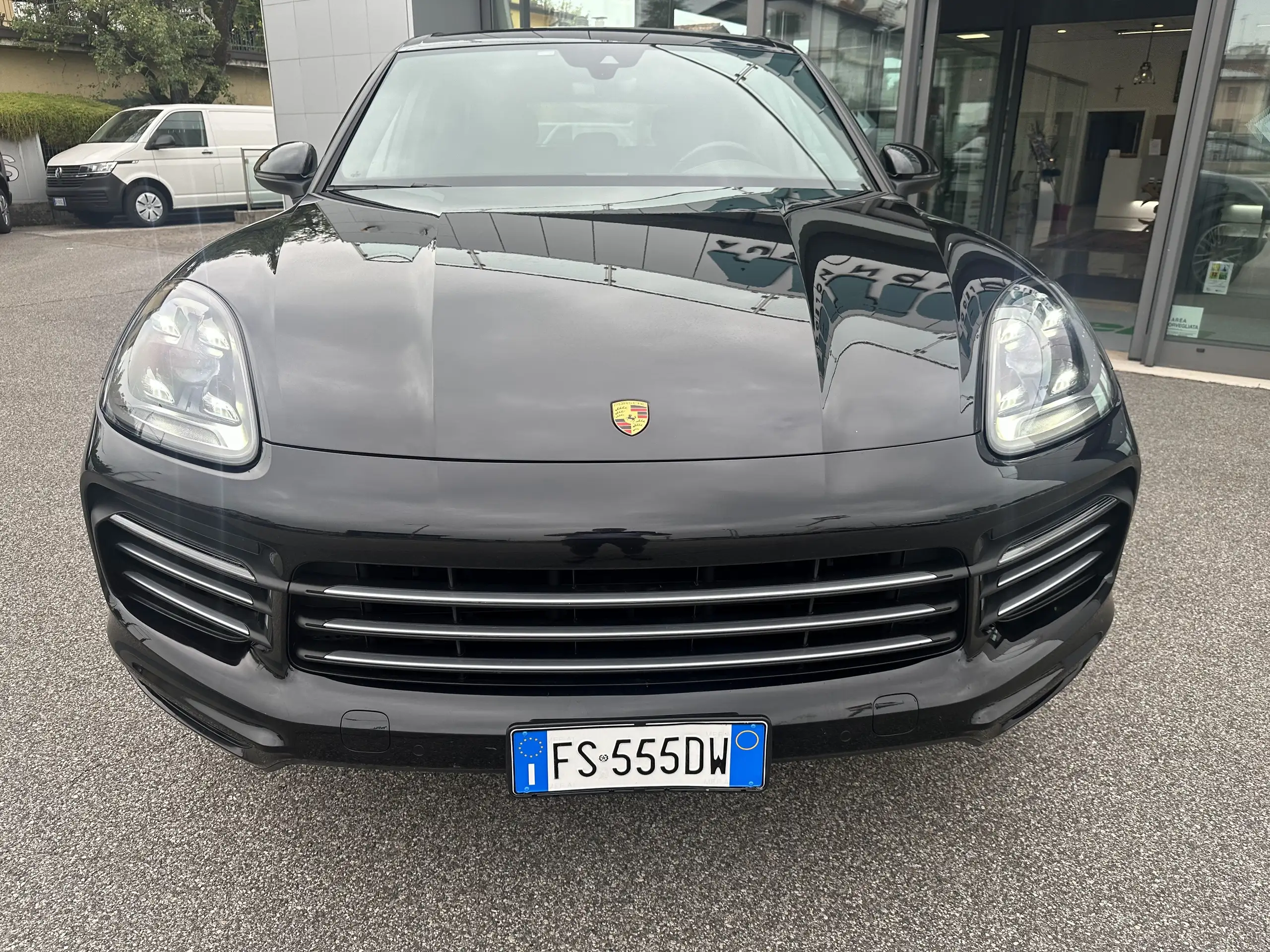 Porsche - Cayenne