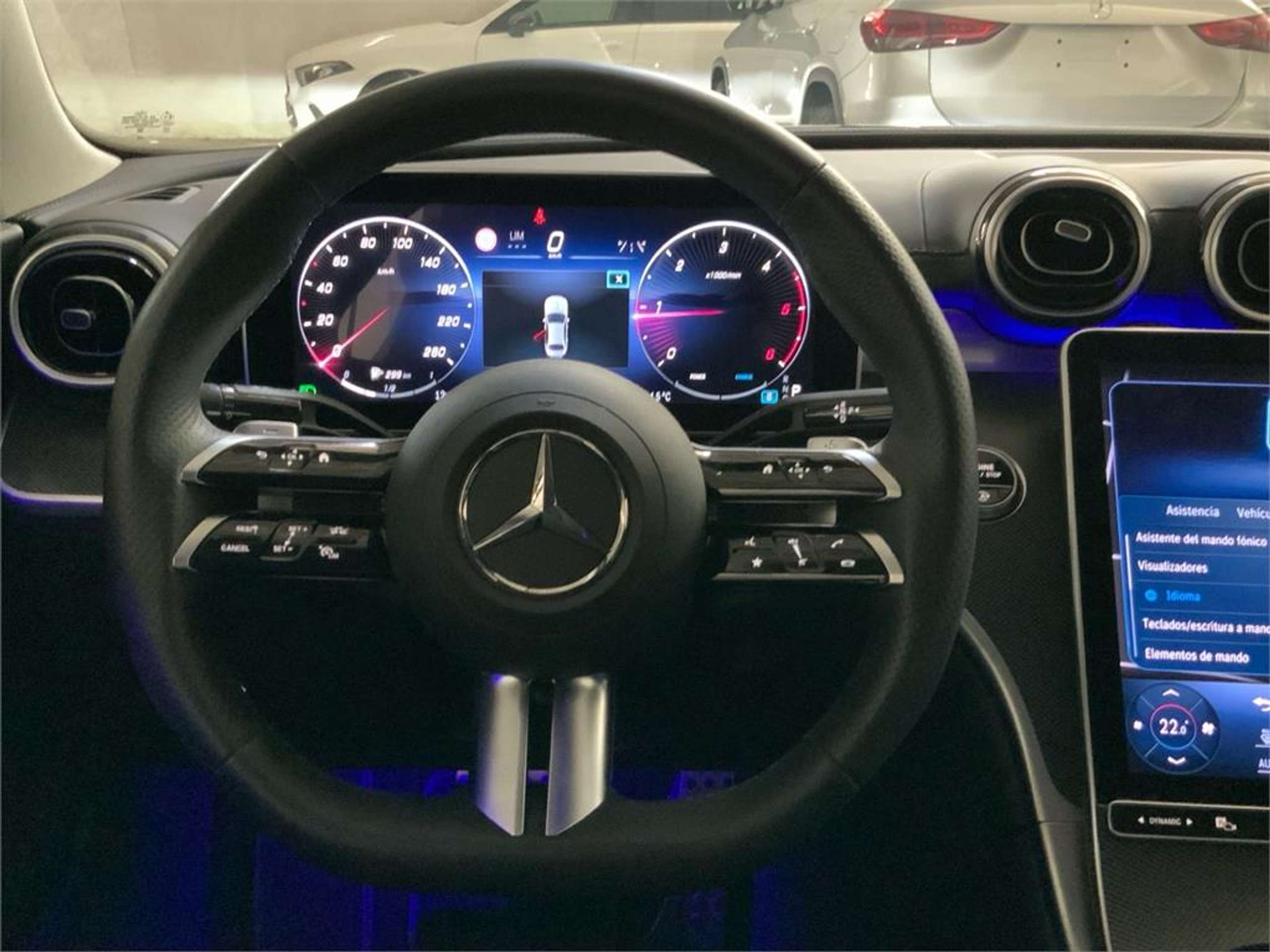 Mercedes-Benz - C 220