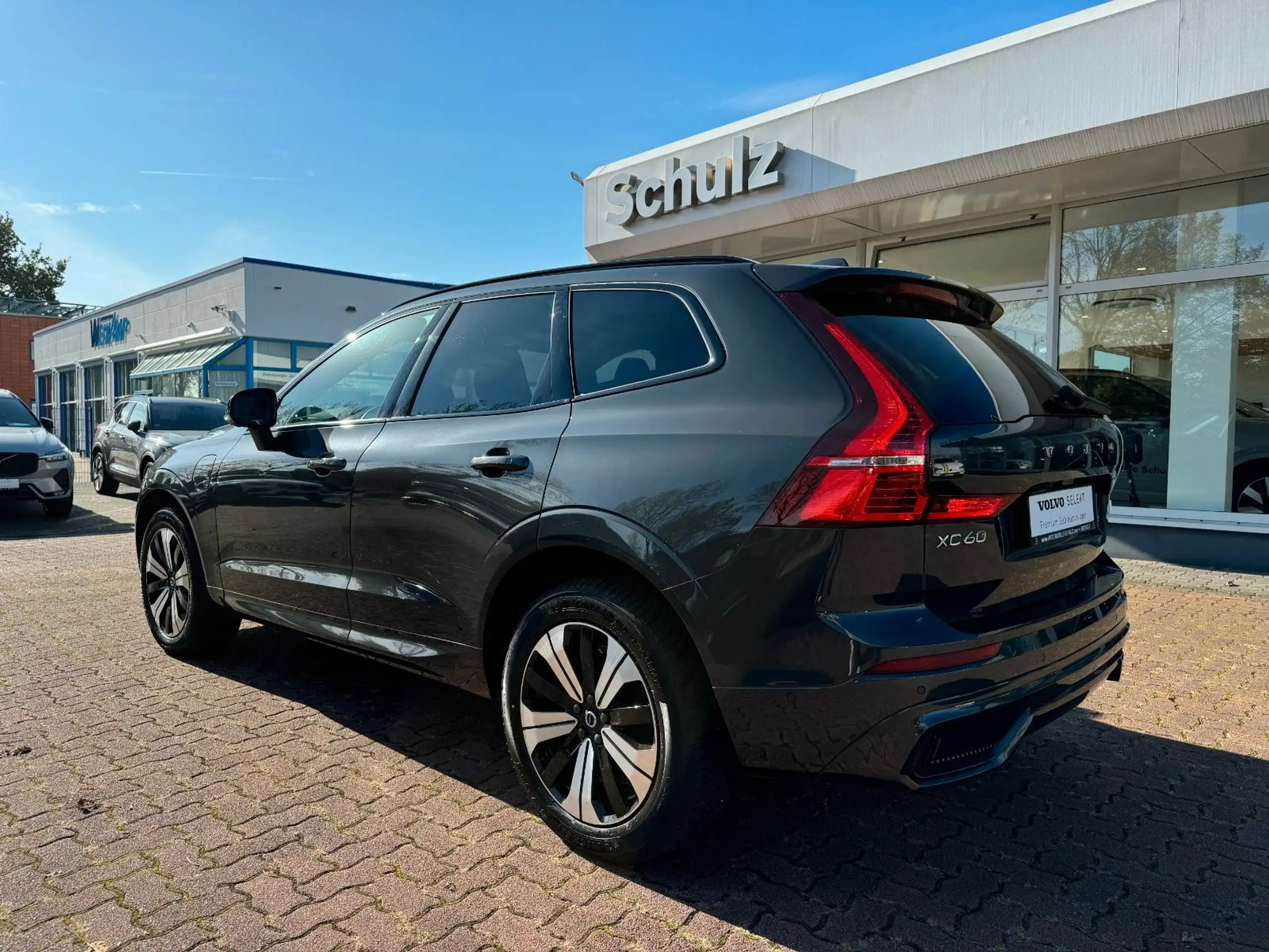 Volvo - XC60