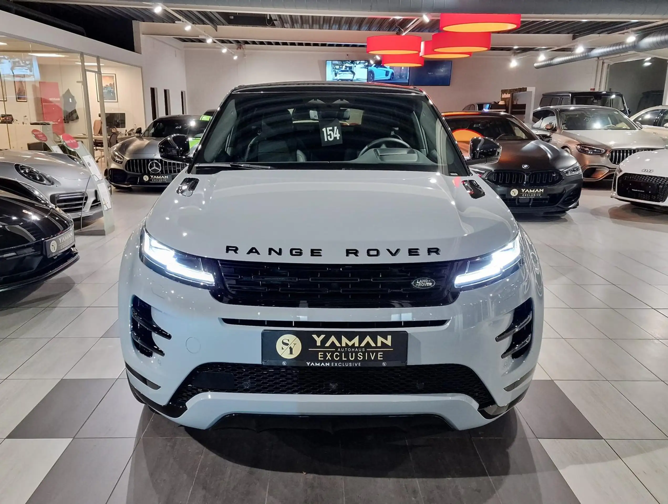 Land Rover - Range Rover Evoque