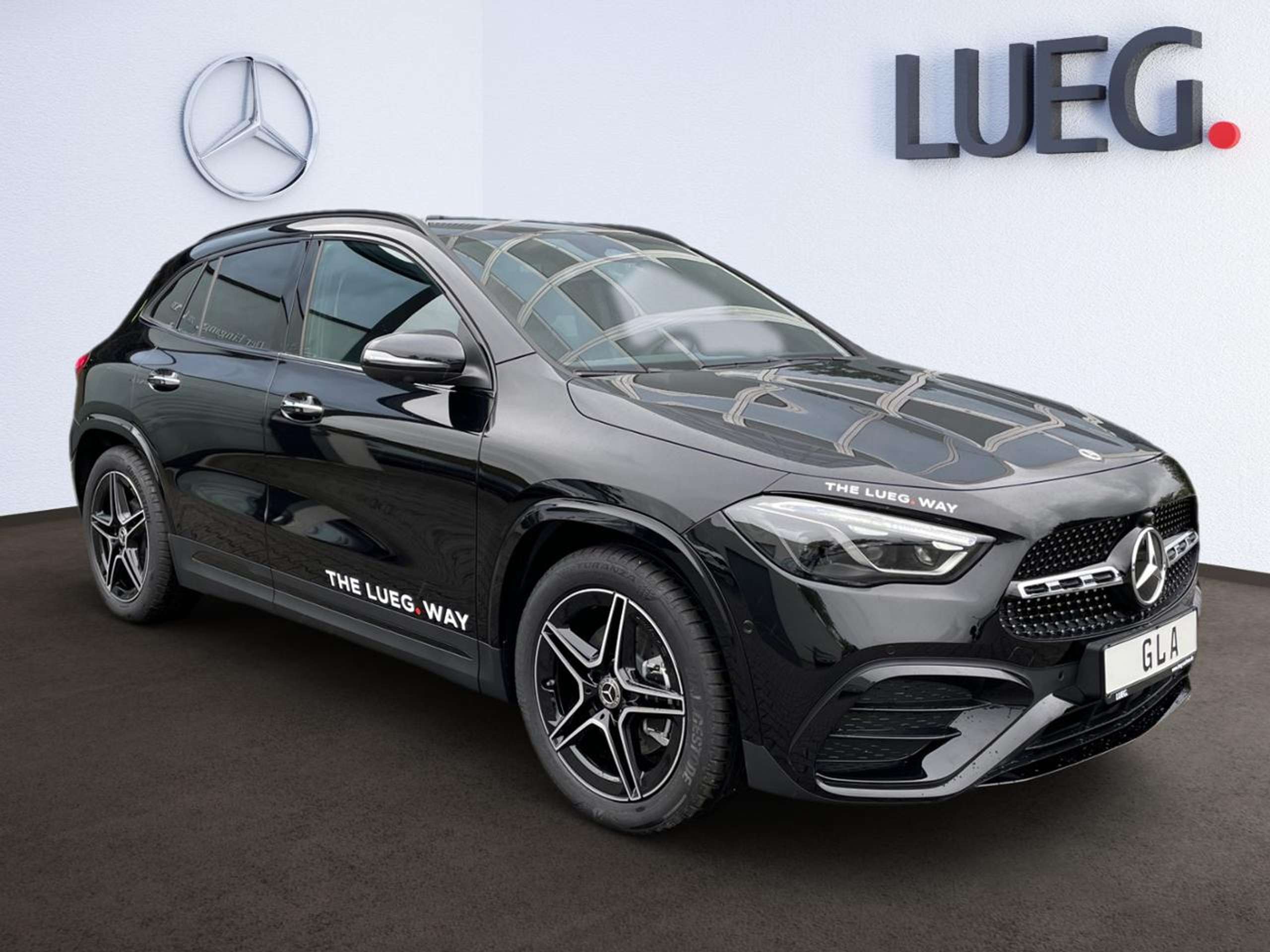 Mercedes-Benz - GLA 200