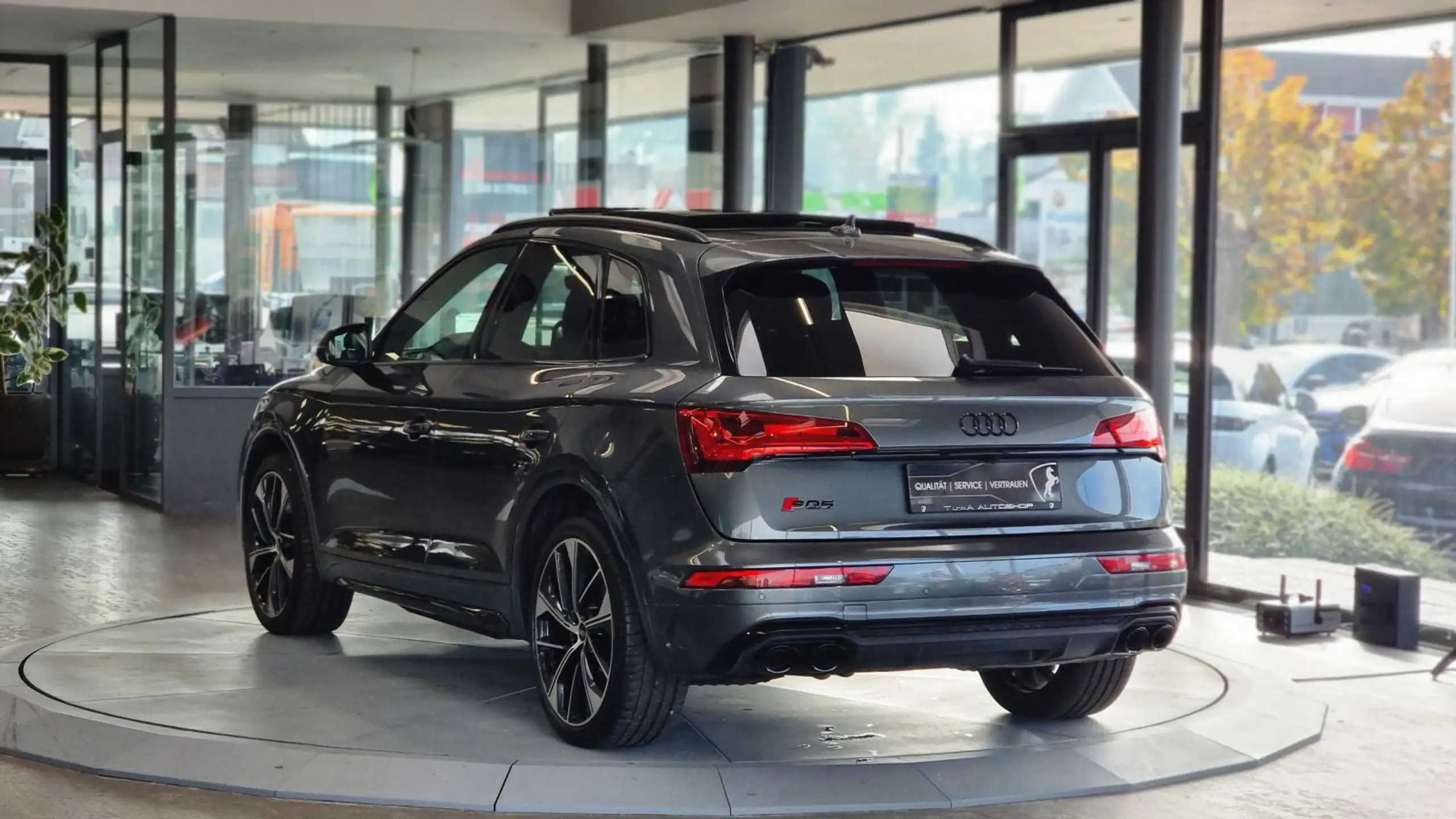 Audi - SQ5