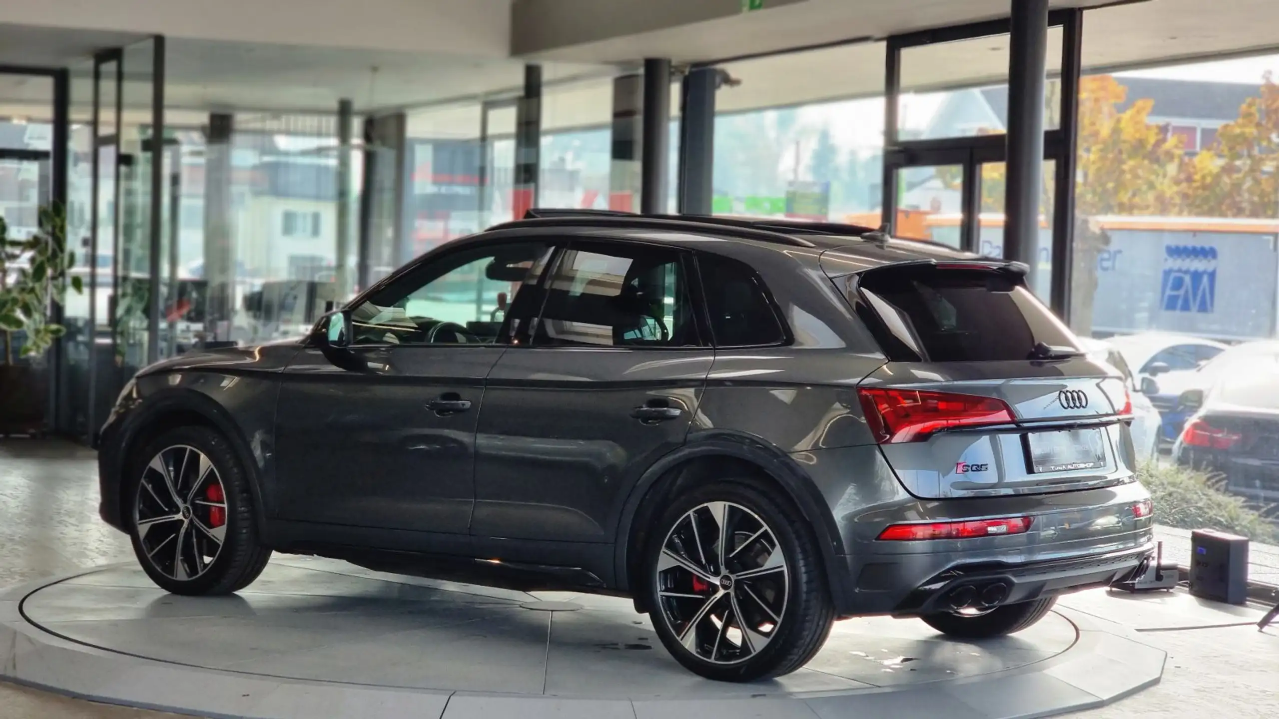 Audi - SQ5