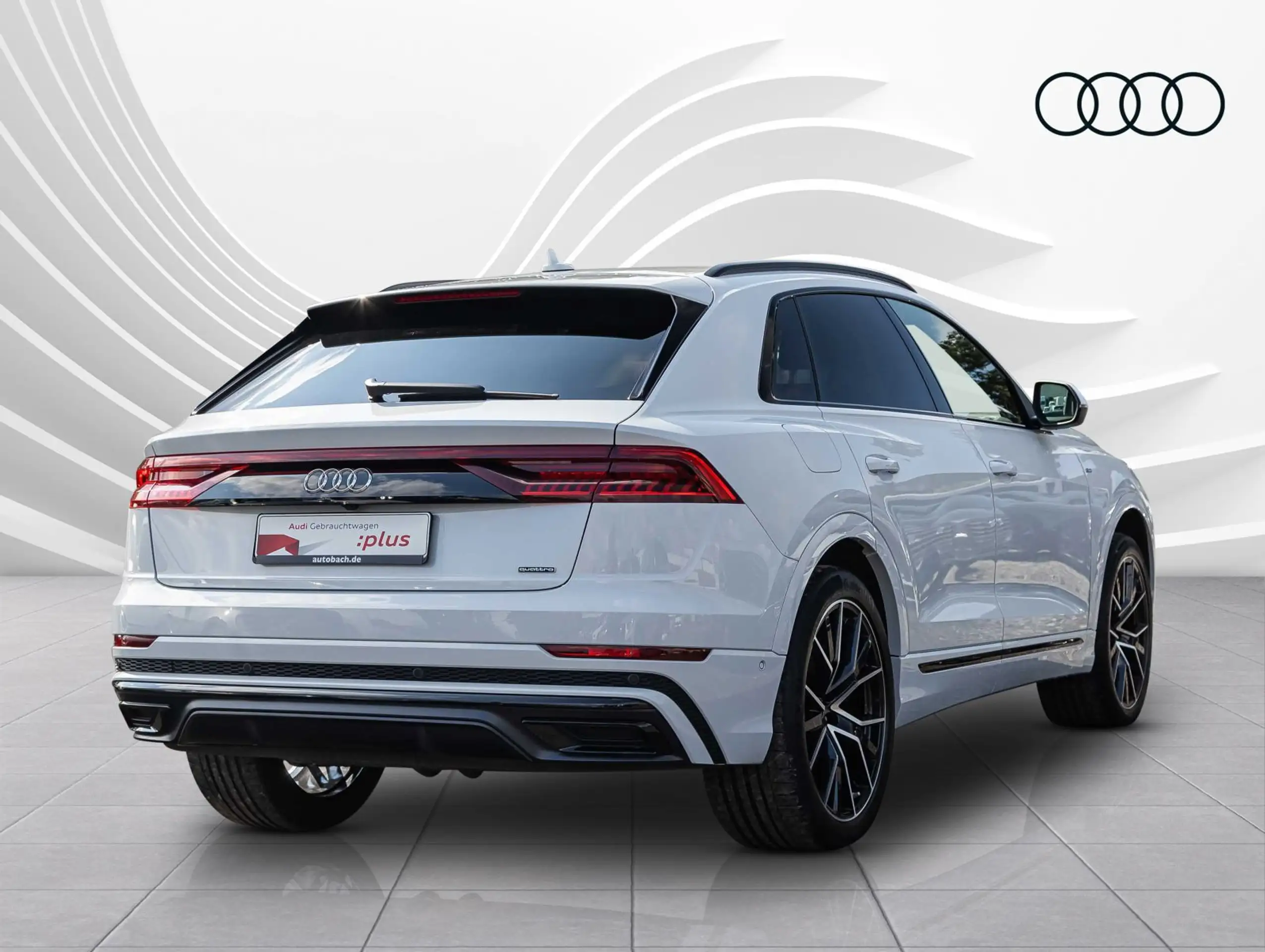 Audi - Q8