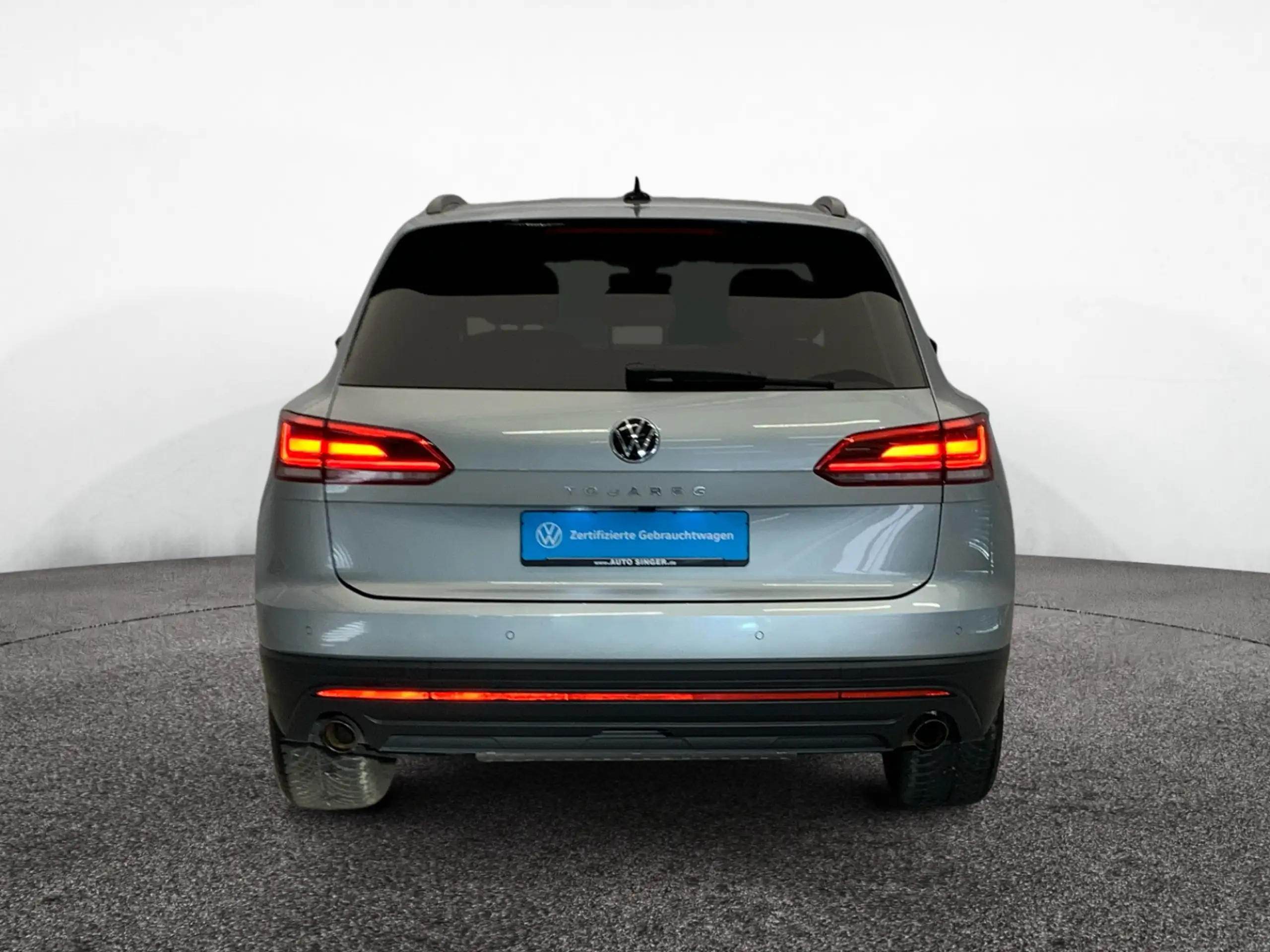 Volkswagen - Touareg