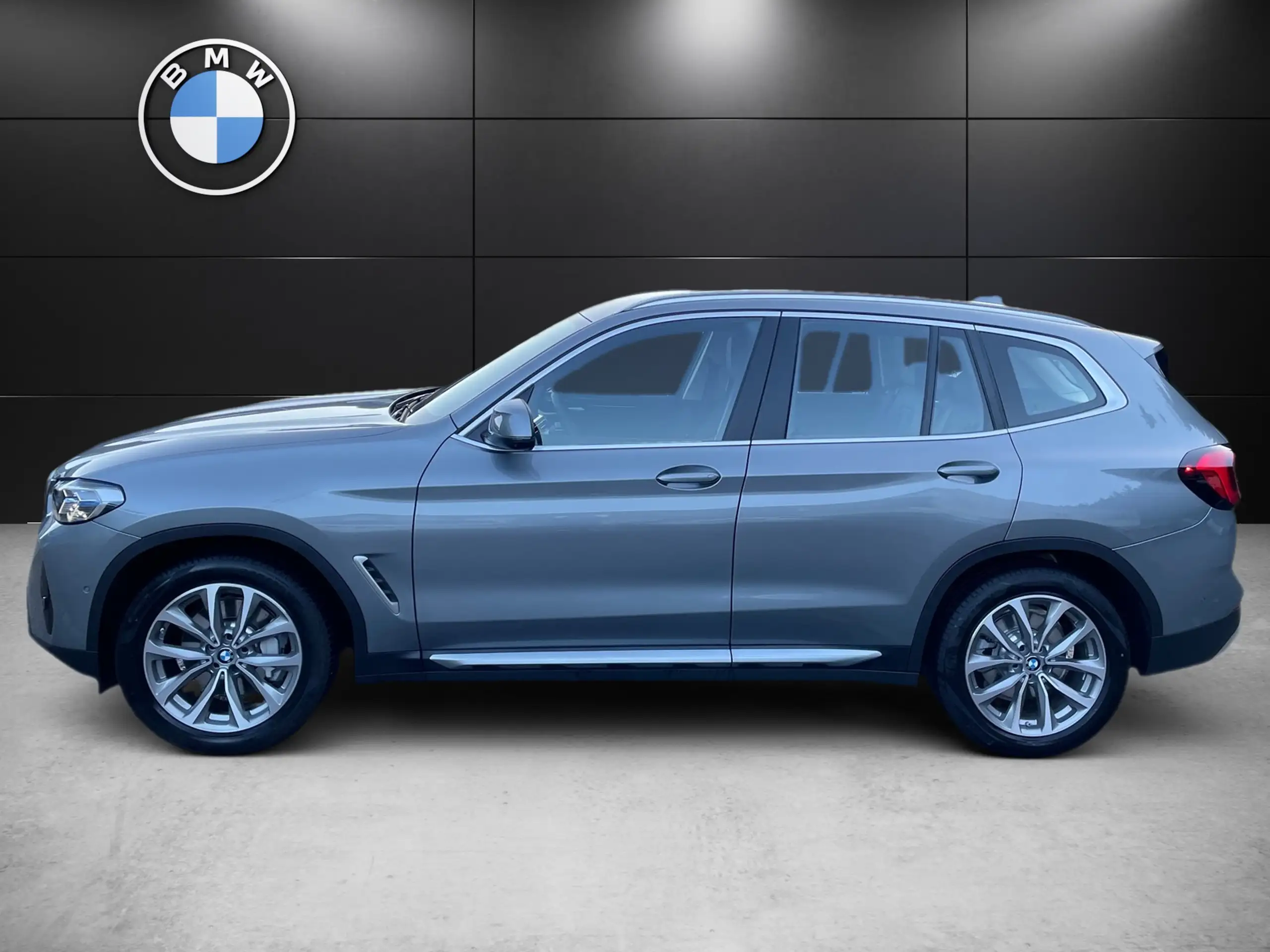 BMW - X3