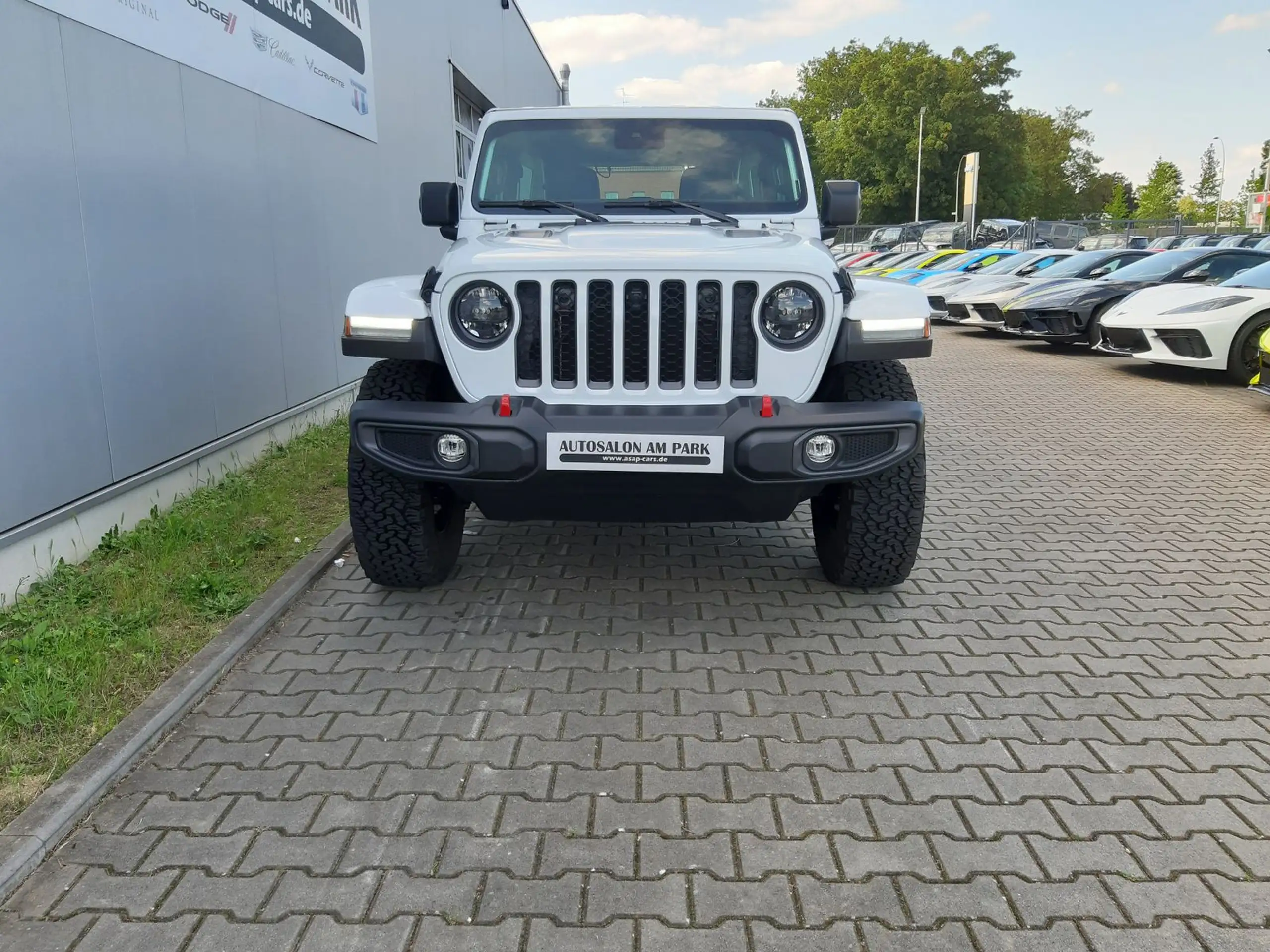 Jeep - Wrangler