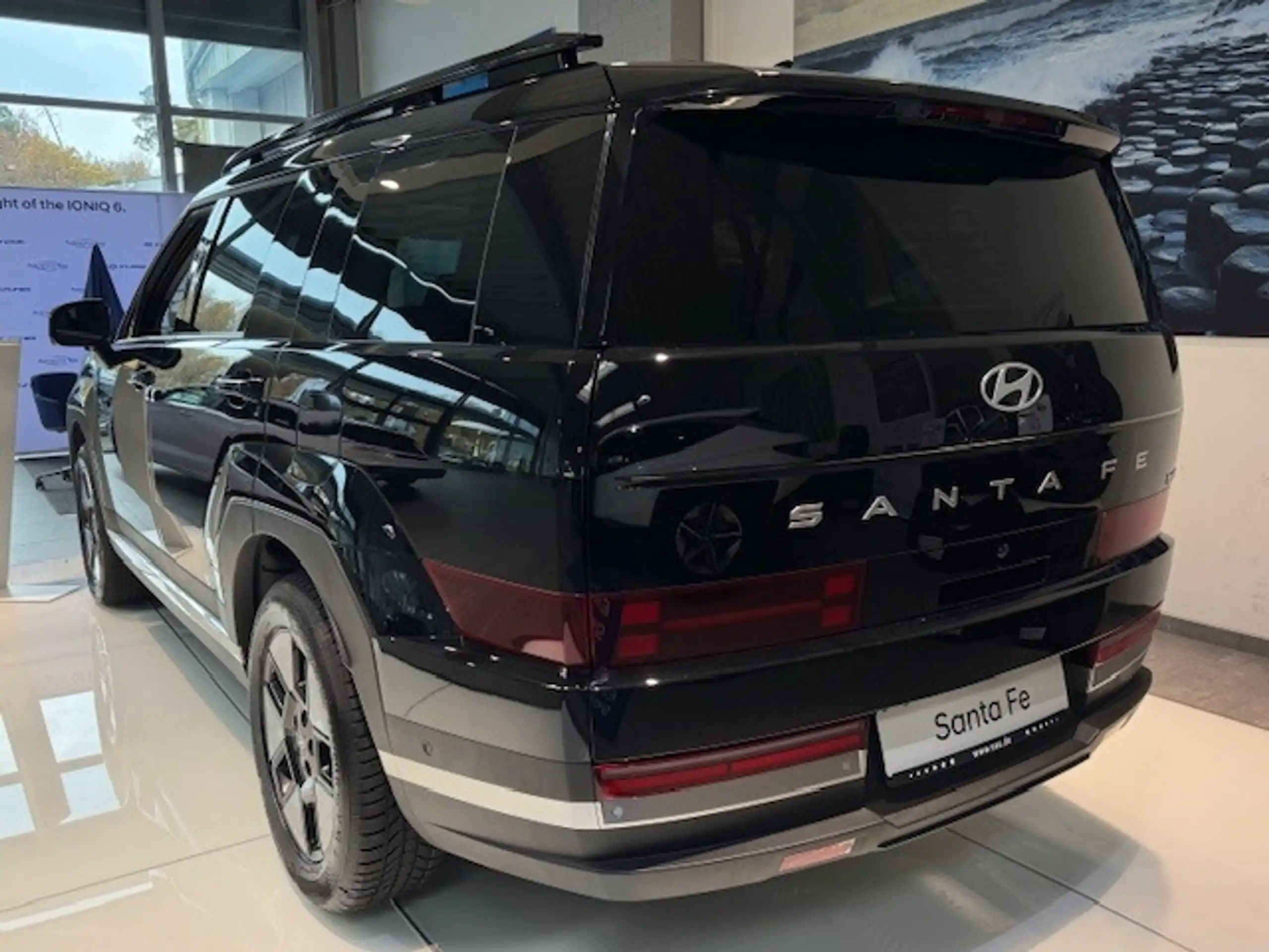 Hyundai - SANTA FE